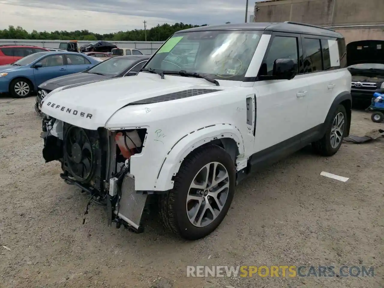 2 Фотография поврежденного автомобиля SALE97EU9L2016540 LAND ROVER DEFENDER 2020