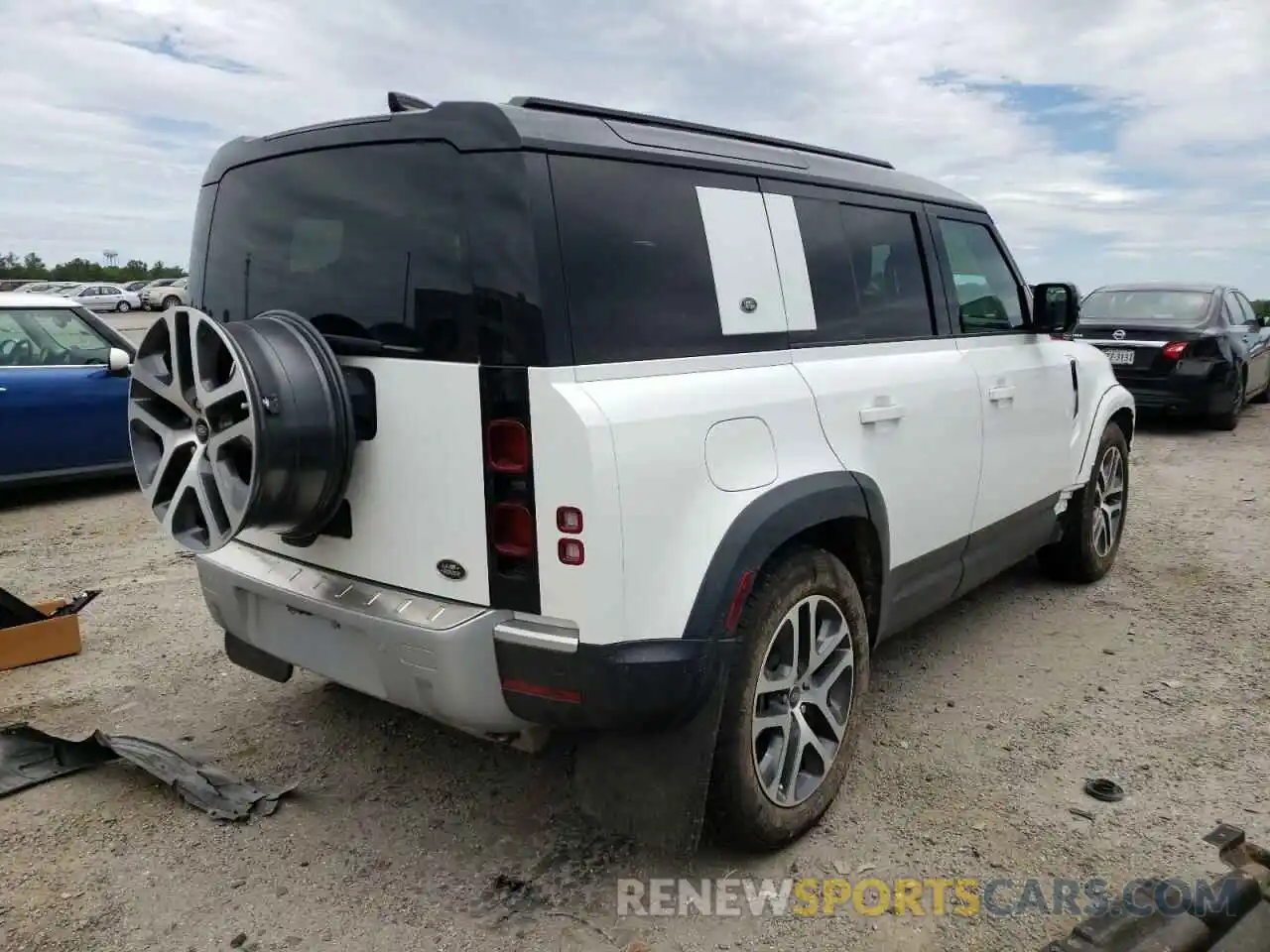 4 Photograph of a damaged car SALE97EU9L2016540 LAND ROVER DEFENDER 2020