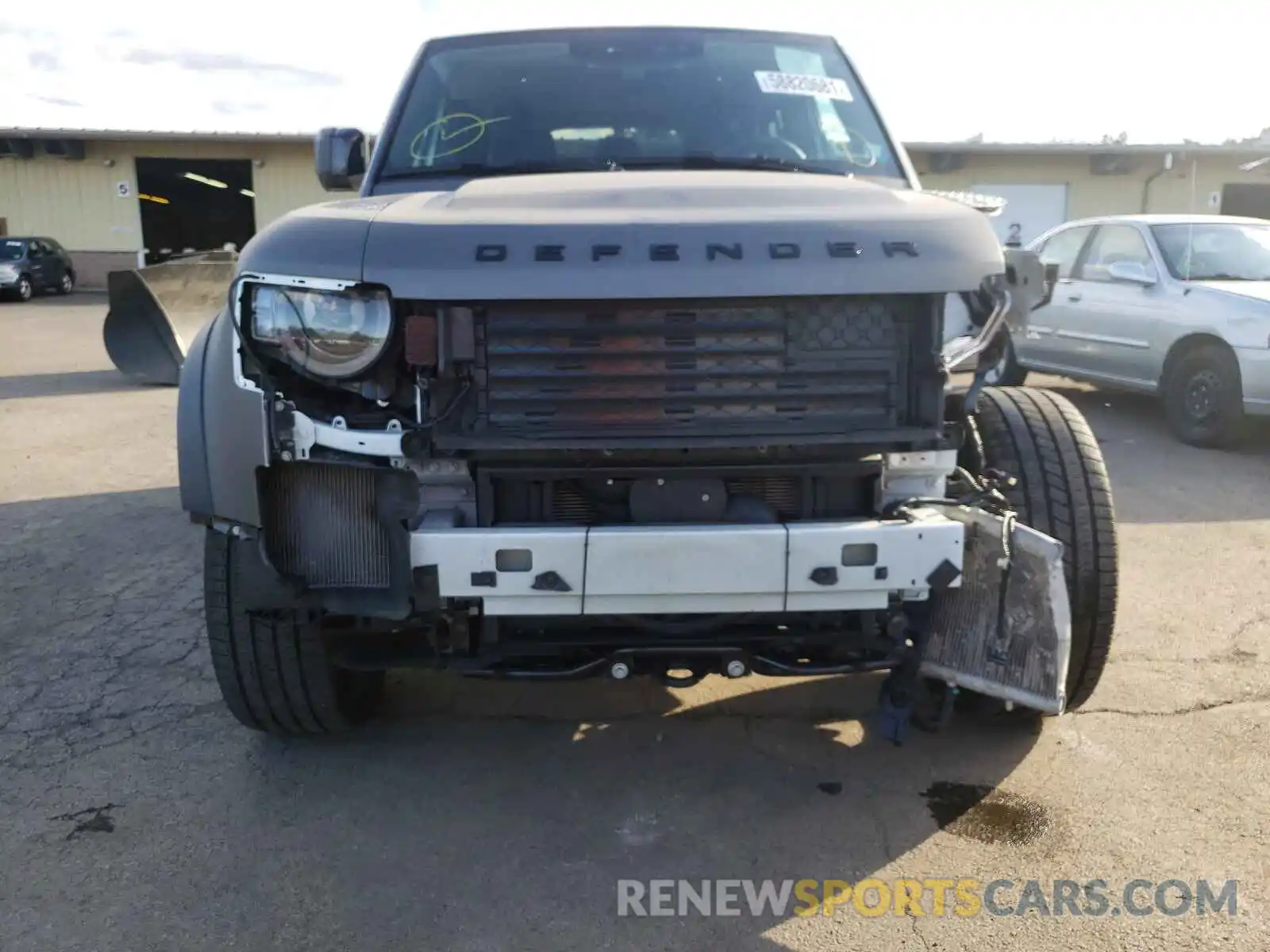 9 Photograph of a damaged car SALE9EEU3L2015095 LAND ROVER DEFENDER 2020