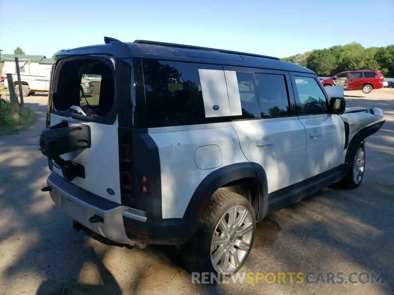 4 Фотография поврежденного автомобиля SALE9EEU3L2026310 LAND ROVER DEFENDER 2020