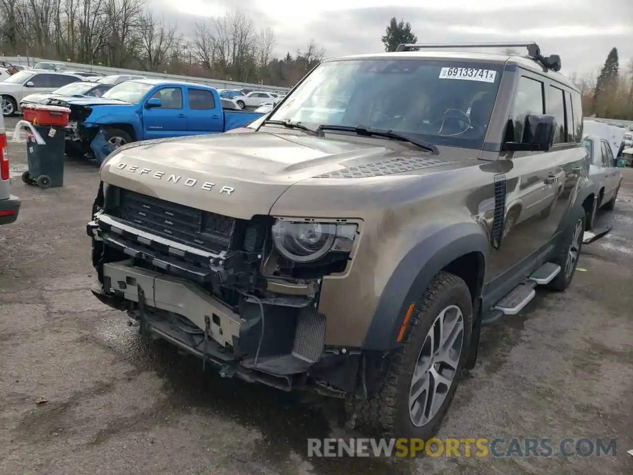 2 Photograph of a damaged car SALE9EEU7L2023376 LAND ROVER DEFENDER 2020