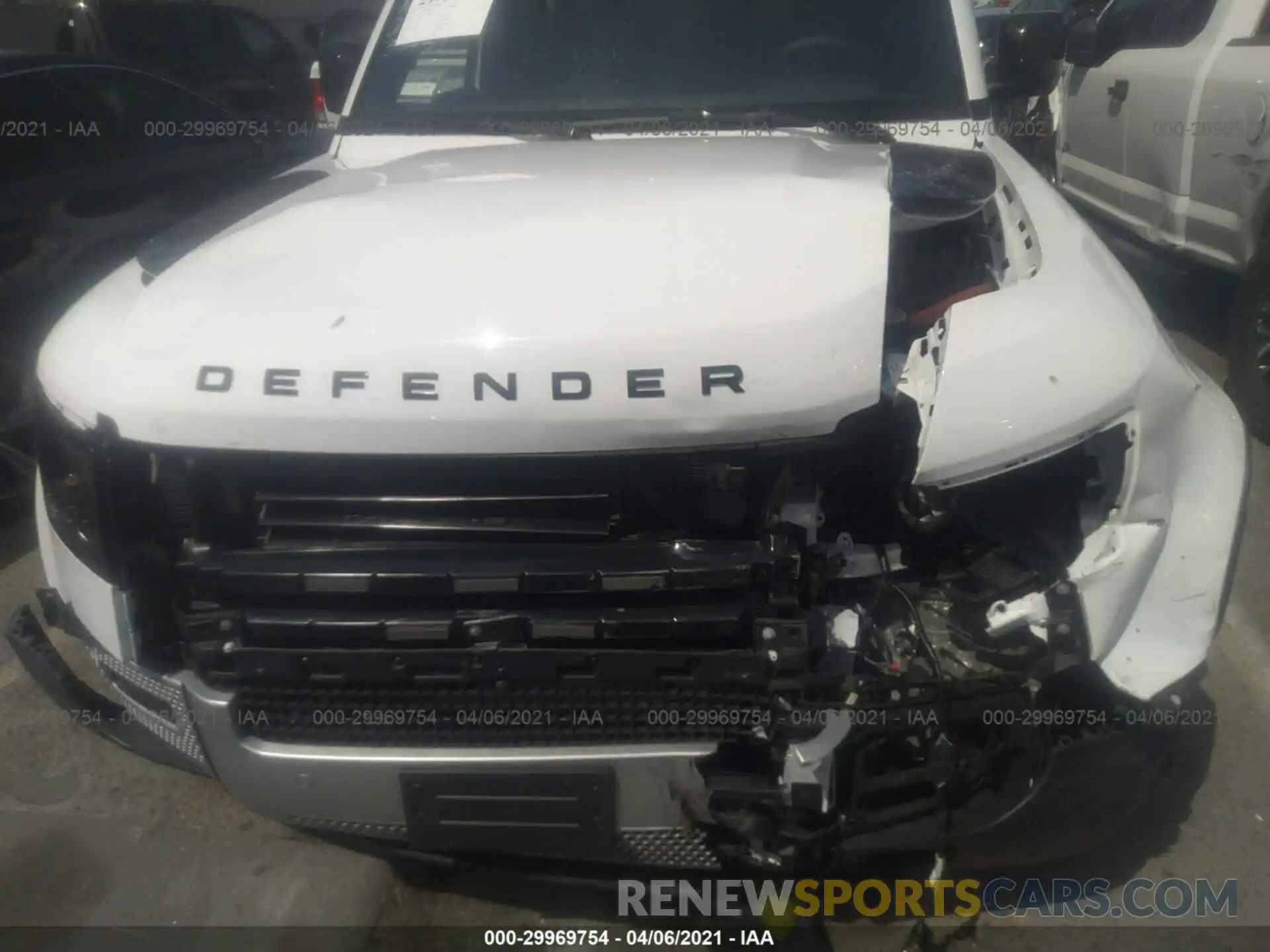 10 Photograph of a damaged car SALE9EEU7L2032207 LAND ROVER DEFENDER 2020