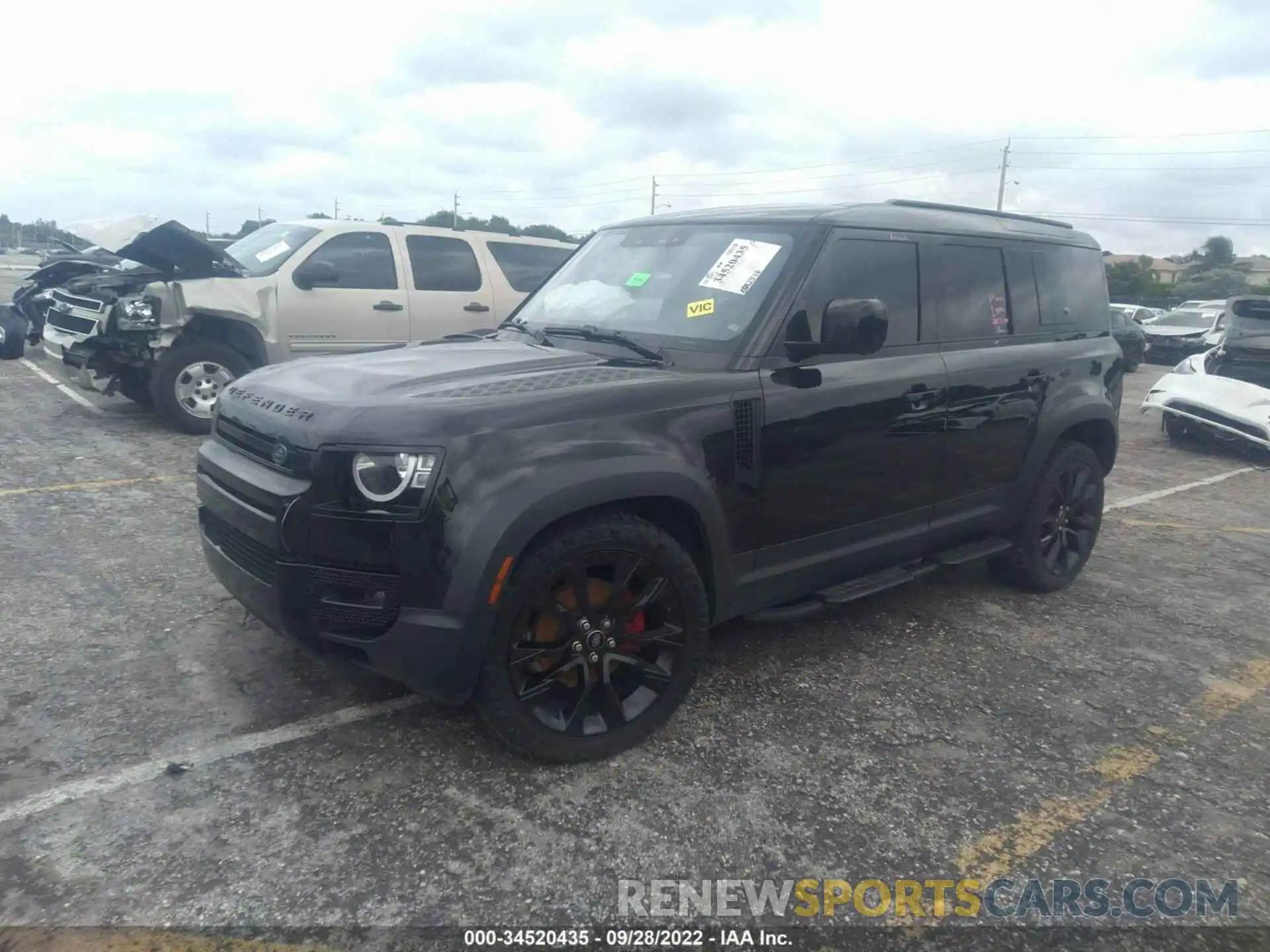 2 Photograph of a damaged car SALEJ7EX7L2020099 LAND ROVER DEFENDER 2020