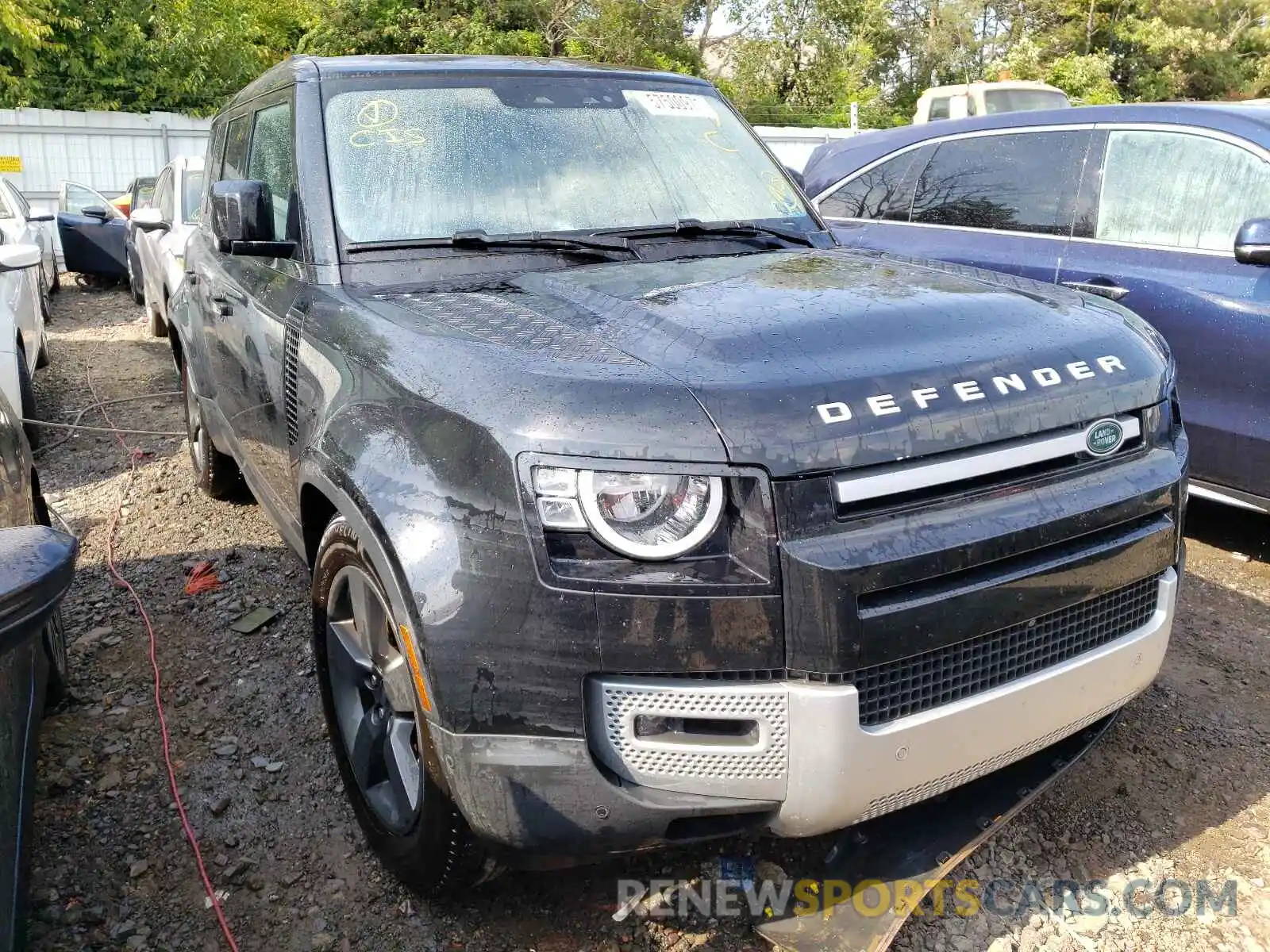 1 Фотография поврежденного автомобиля SALEJEEX1L2031359 LAND ROVER DEFENDER 2020