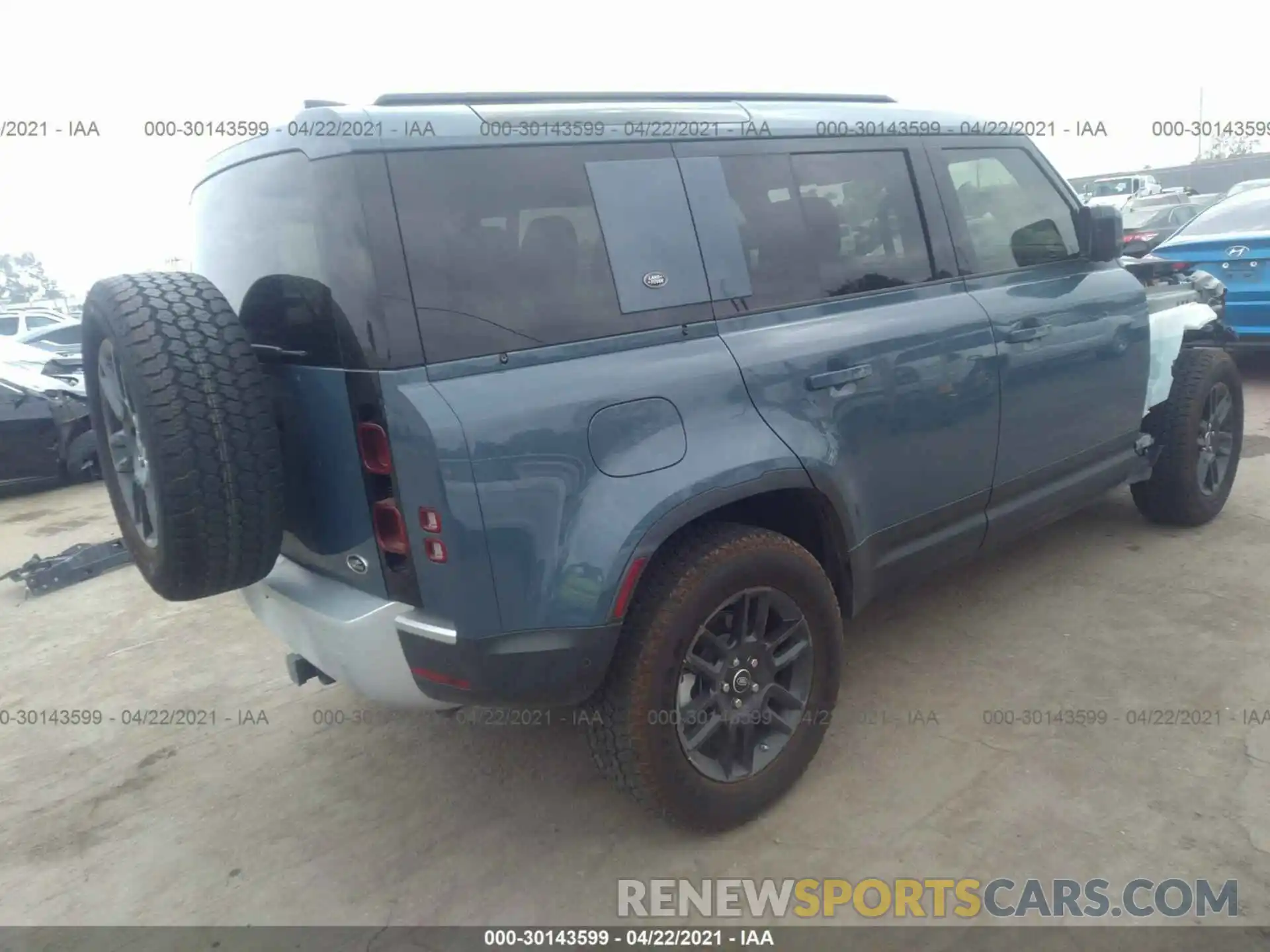 4 Фотография поврежденного автомобиля SALEKEEX8L2008299 LAND ROVER DEFENDER 2020