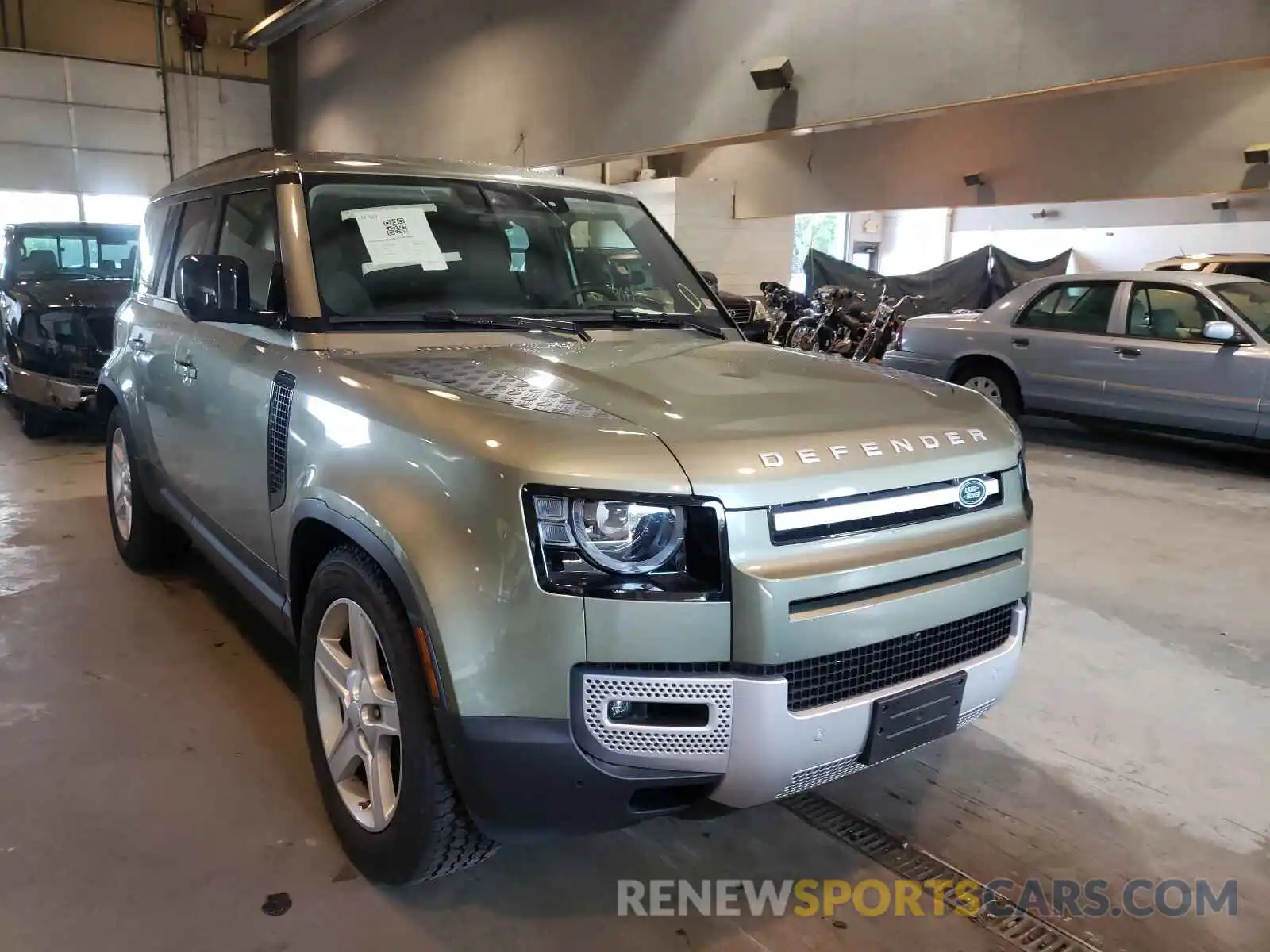 1 Photograph of a damaged car SALEP7EU1L2019986 LAND ROVER DEFENDER 2020