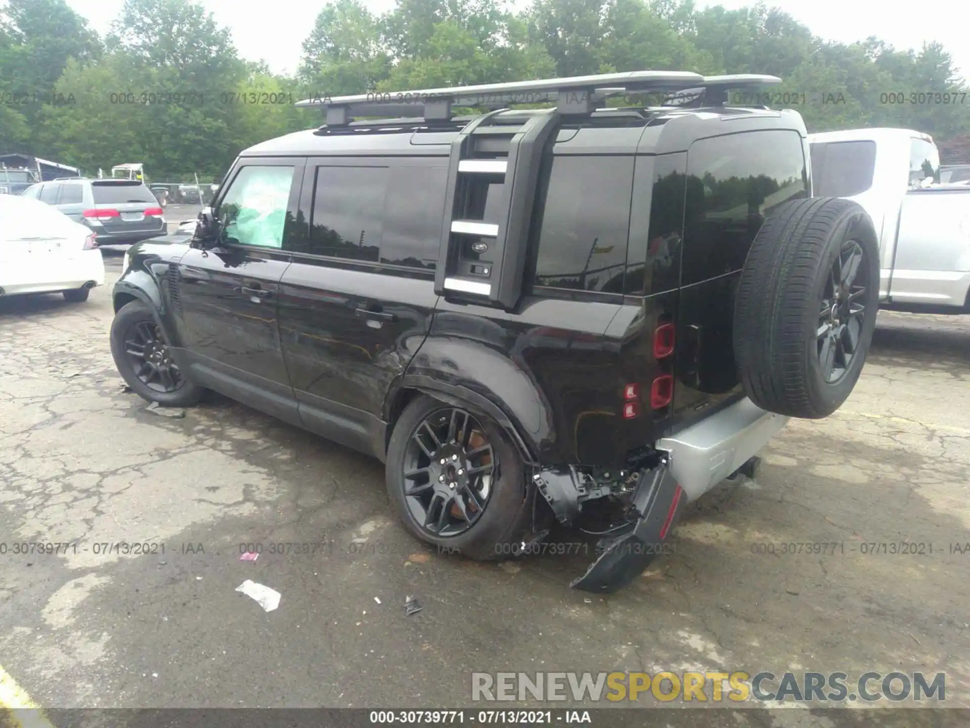 3 Photograph of a damaged car SALEP7EU1L2021138 LAND ROVER DEFENDER 2020