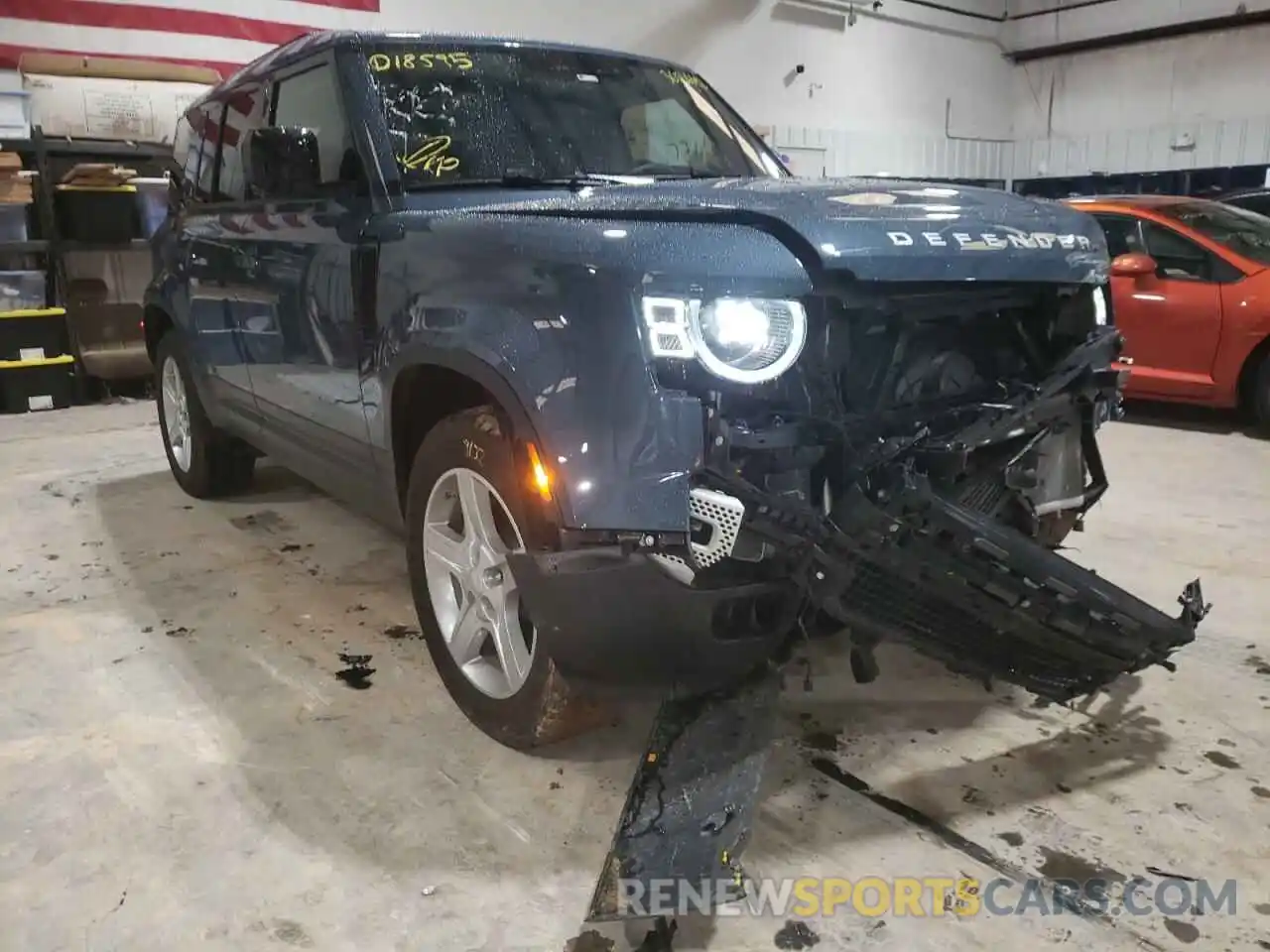 9 Photograph of a damaged car SALEP7EU3L2018595 LAND ROVER DEFENDER 2020