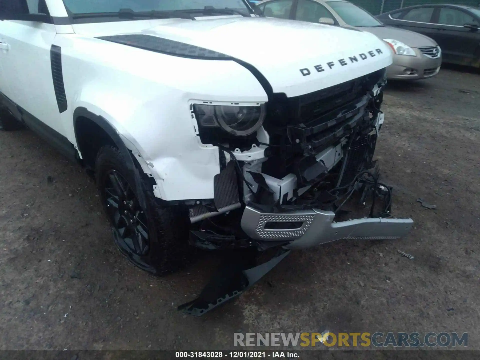 6 Photograph of a damaged car SALEP7EU5L2033051 LAND ROVER DEFENDER 2020