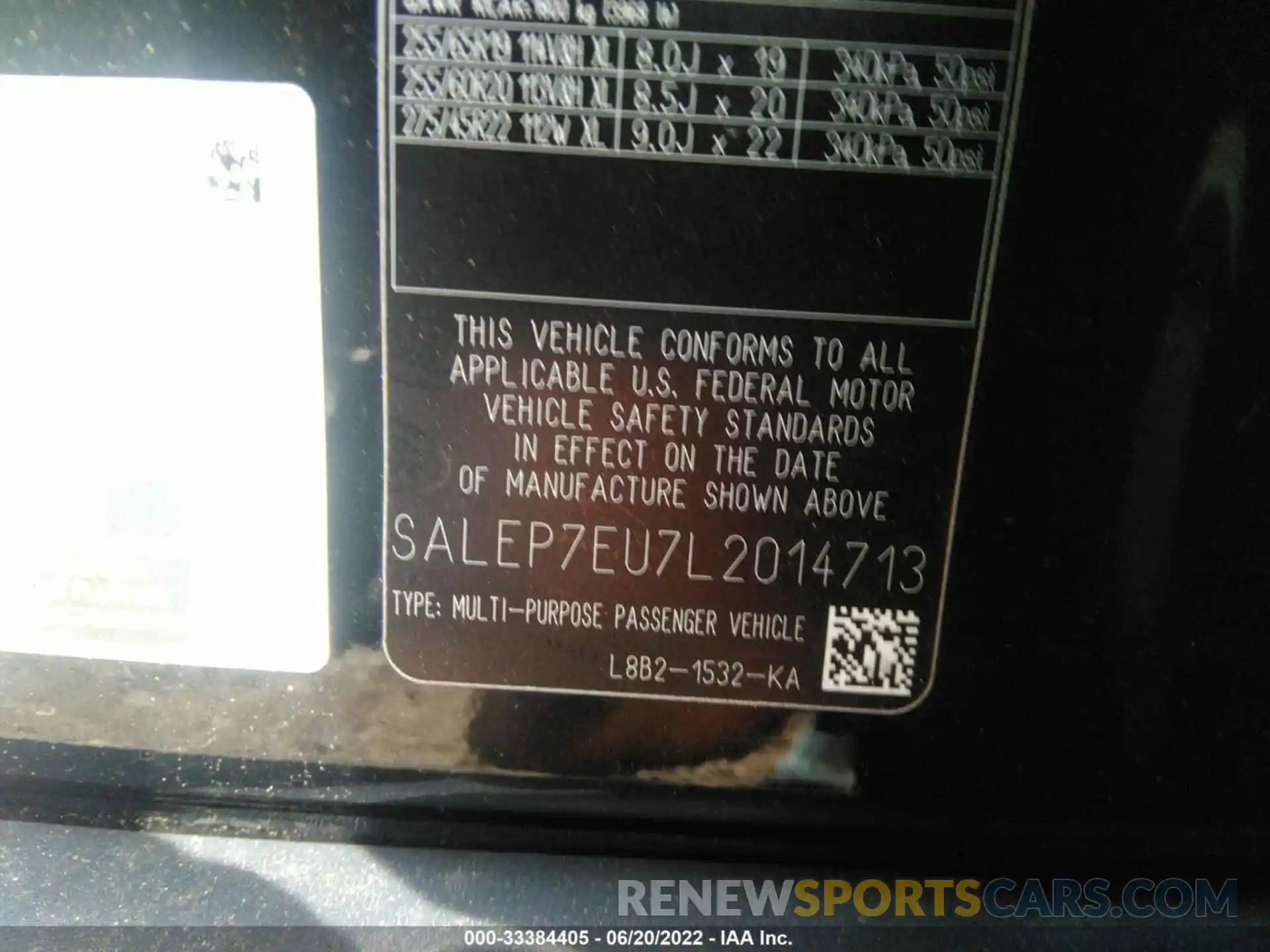 9 Photograph of a damaged car SALEP7EU7L2014713 LAND ROVER DEFENDER 2020