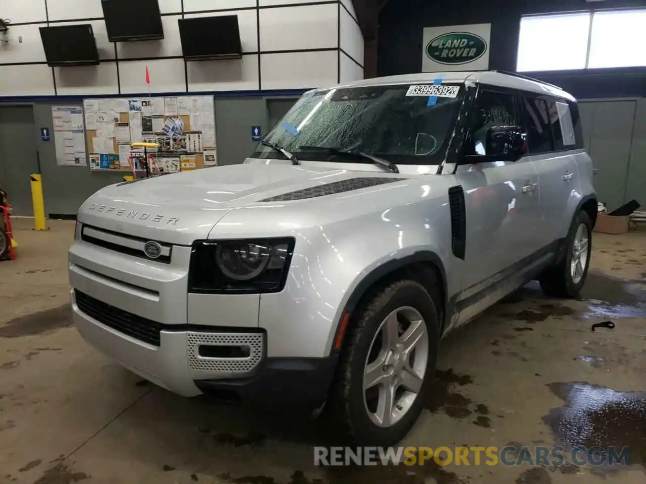 2 Photograph of a damaged car SALEPEEU0L2007560 LAND ROVER DEFENDER 2020