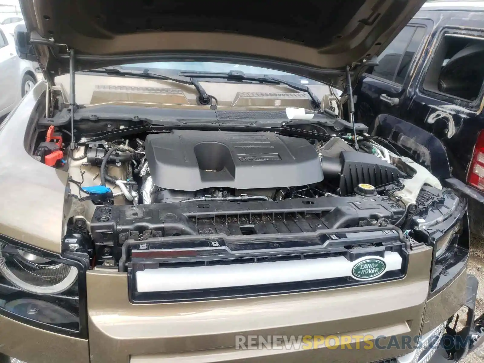 7 Photograph of a damaged car SALEPEEU5L2021907 LAND ROVER DEFENDER 2020