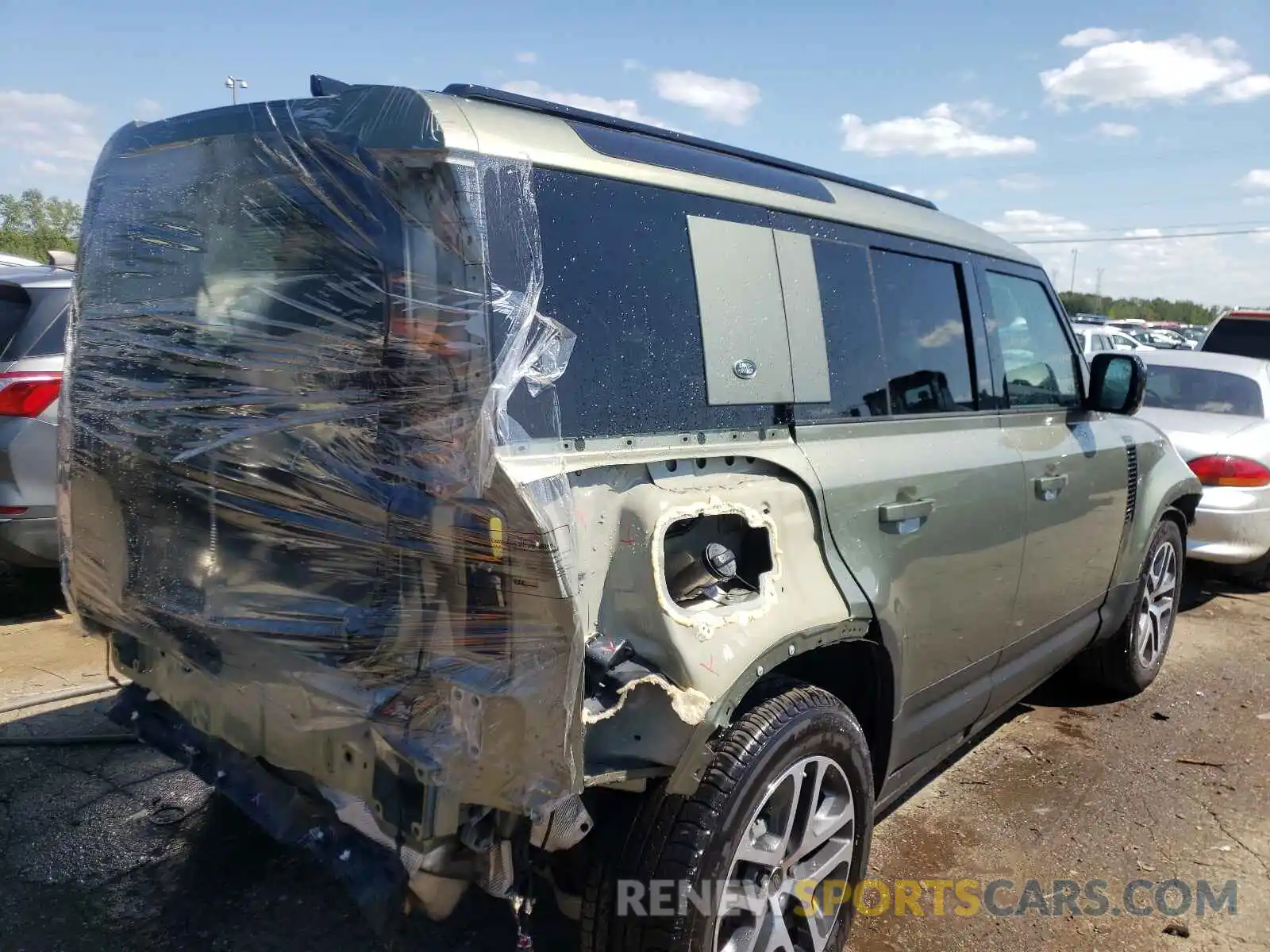 4 Фотография поврежденного автомобиля SALEPEEU5L2022068 LAND ROVER DEFENDER 2020