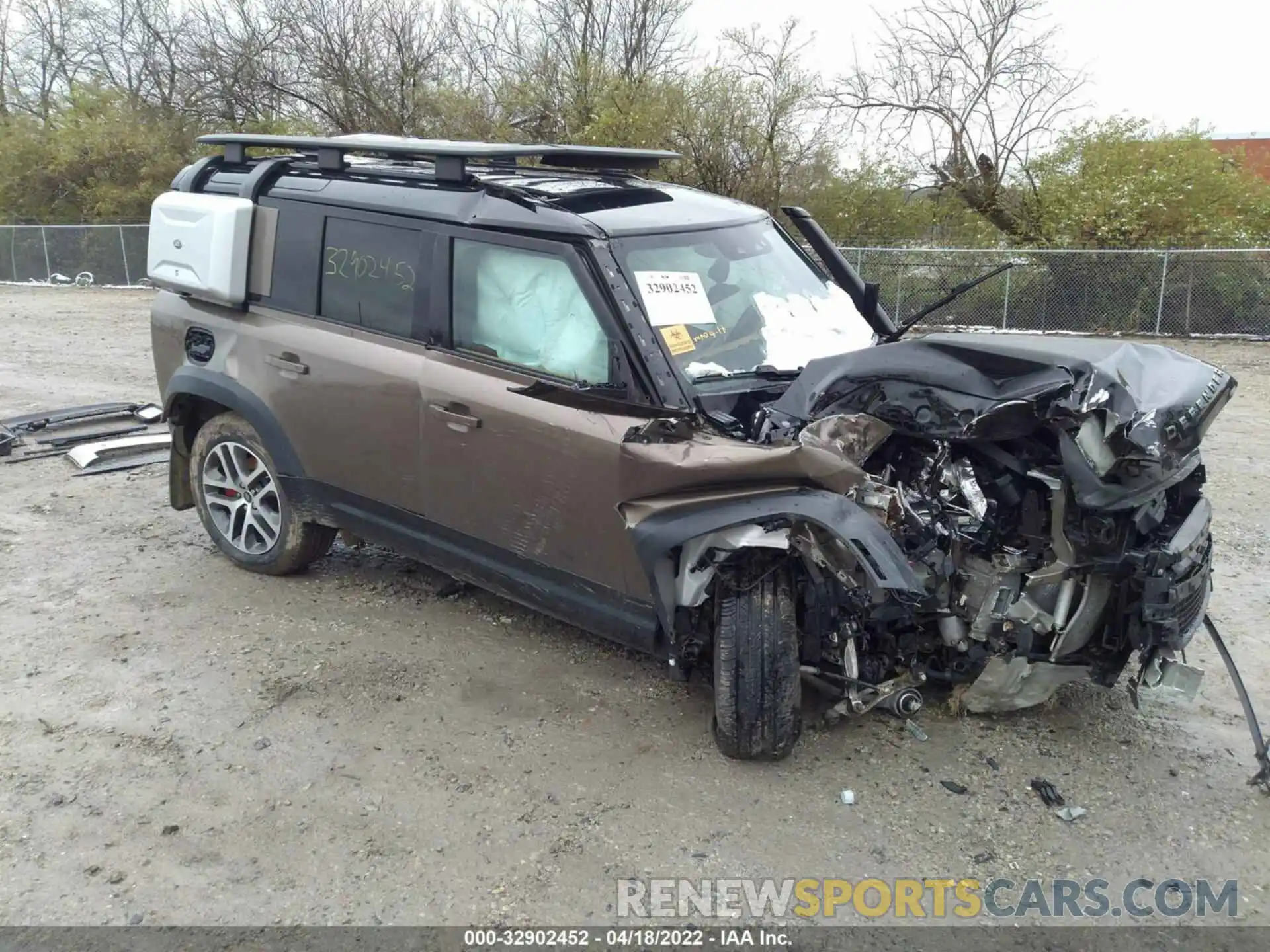 1 Photograph of a damaged car SALEX7EUXL2020327 LAND ROVER DEFENDER 2020