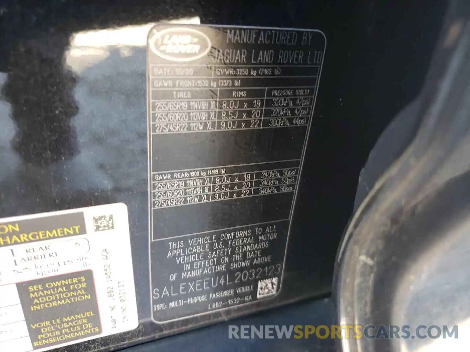 10 Photograph of a damaged car SALEXEEU4L2032123 LAND ROVER DEFENDER 2020