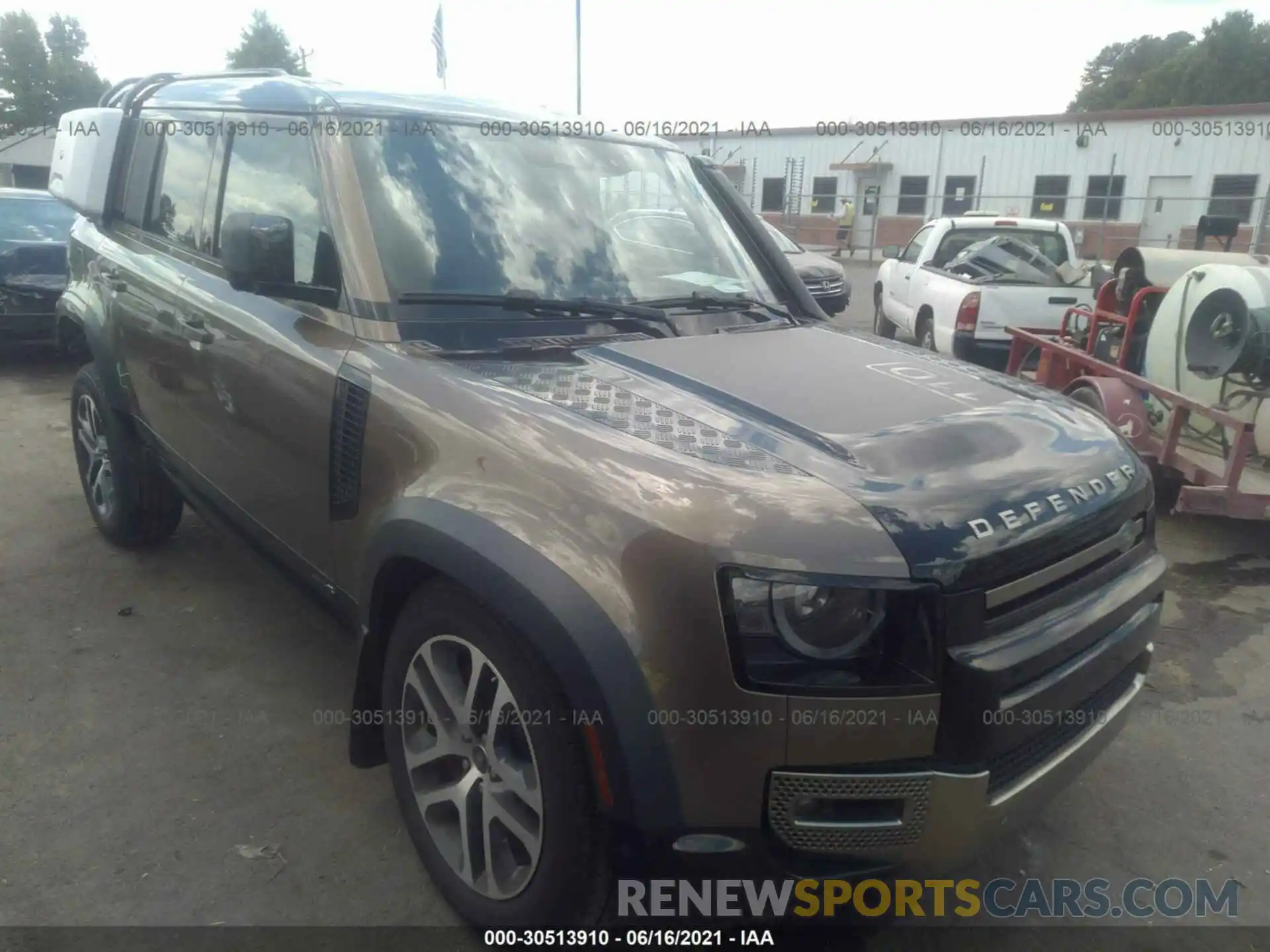 1 Фотография поврежденного автомобиля SALEXEEU8L2028155 LAND ROVER DEFENDER 2020