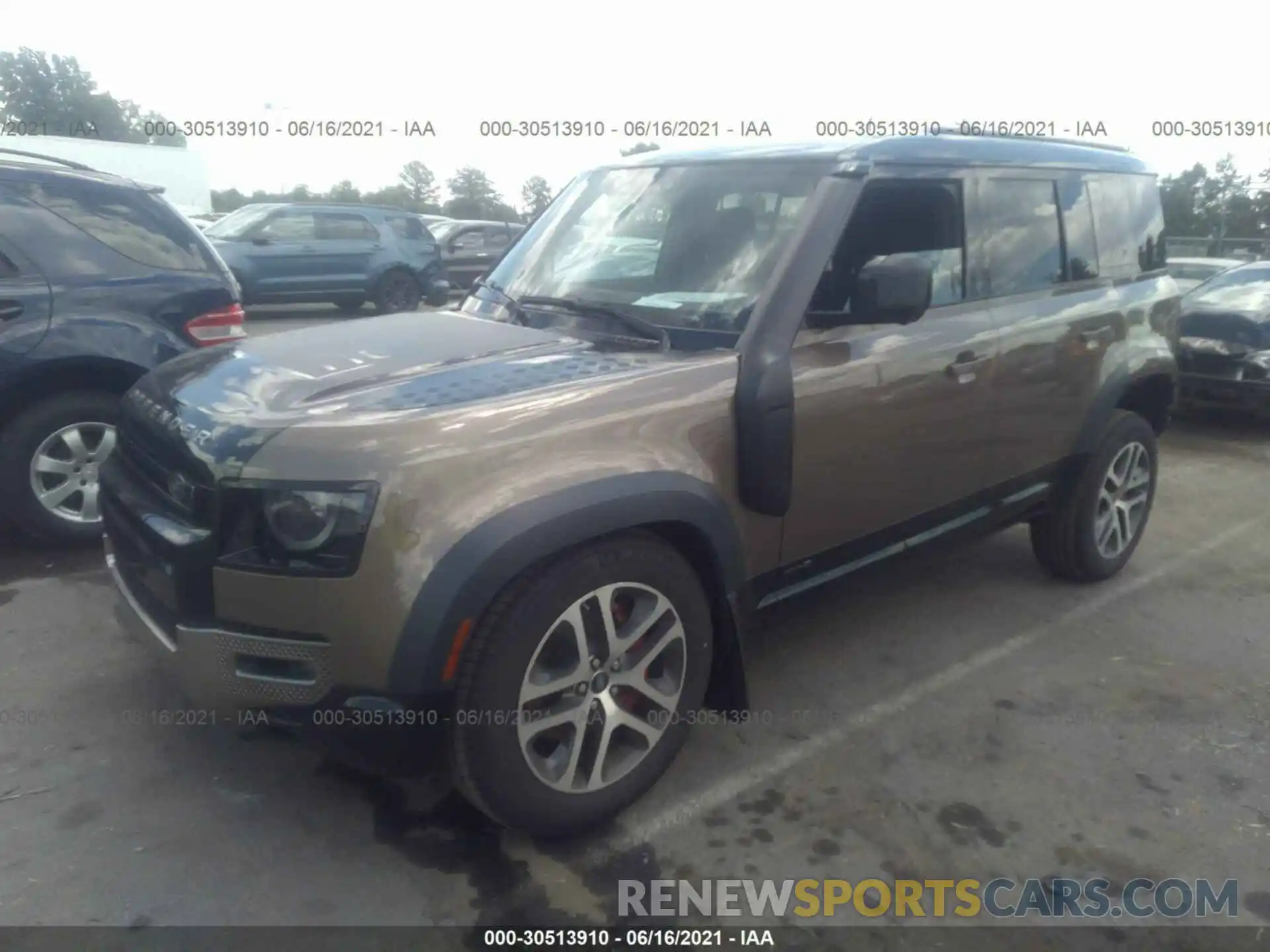 2 Photograph of a damaged car SALEXEEU8L2028155 LAND ROVER DEFENDER 2020