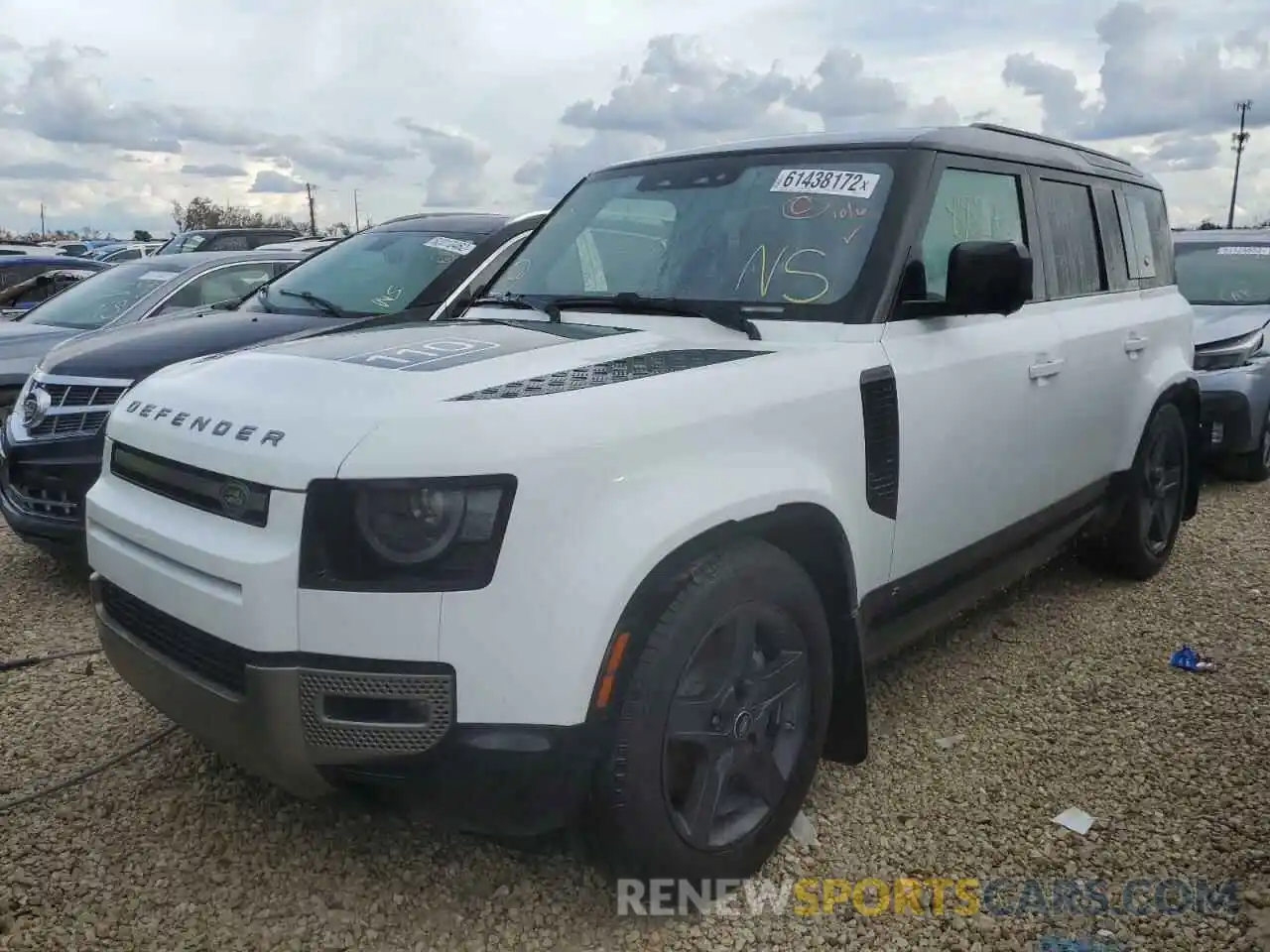 2 Photograph of a damaged car SALE27RU1M2049404 LAND ROVER DEFENDER 2021