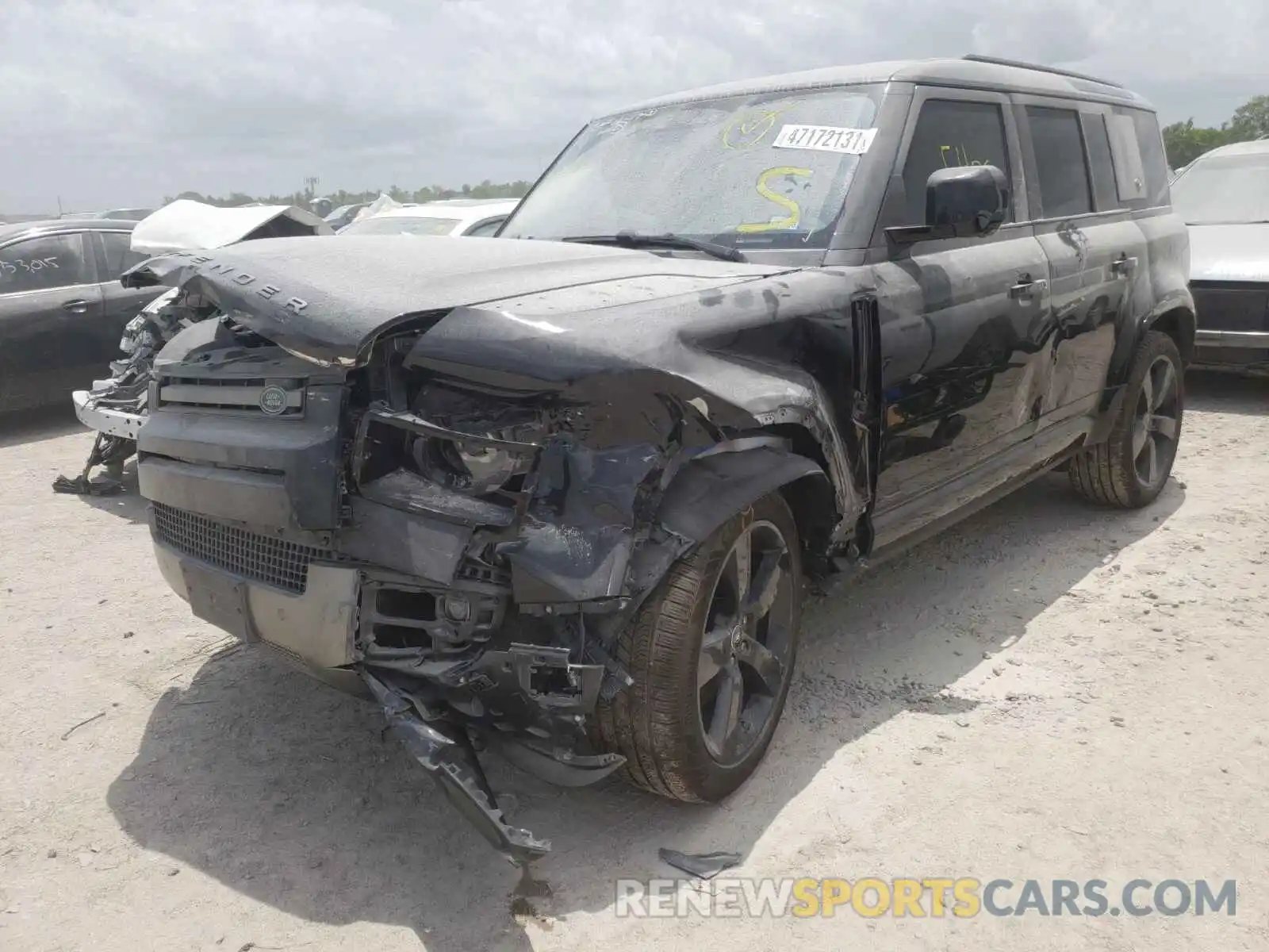 2 Photograph of a damaged car SALE27RUXM2040488 LAND ROVER DEFENDER 2021