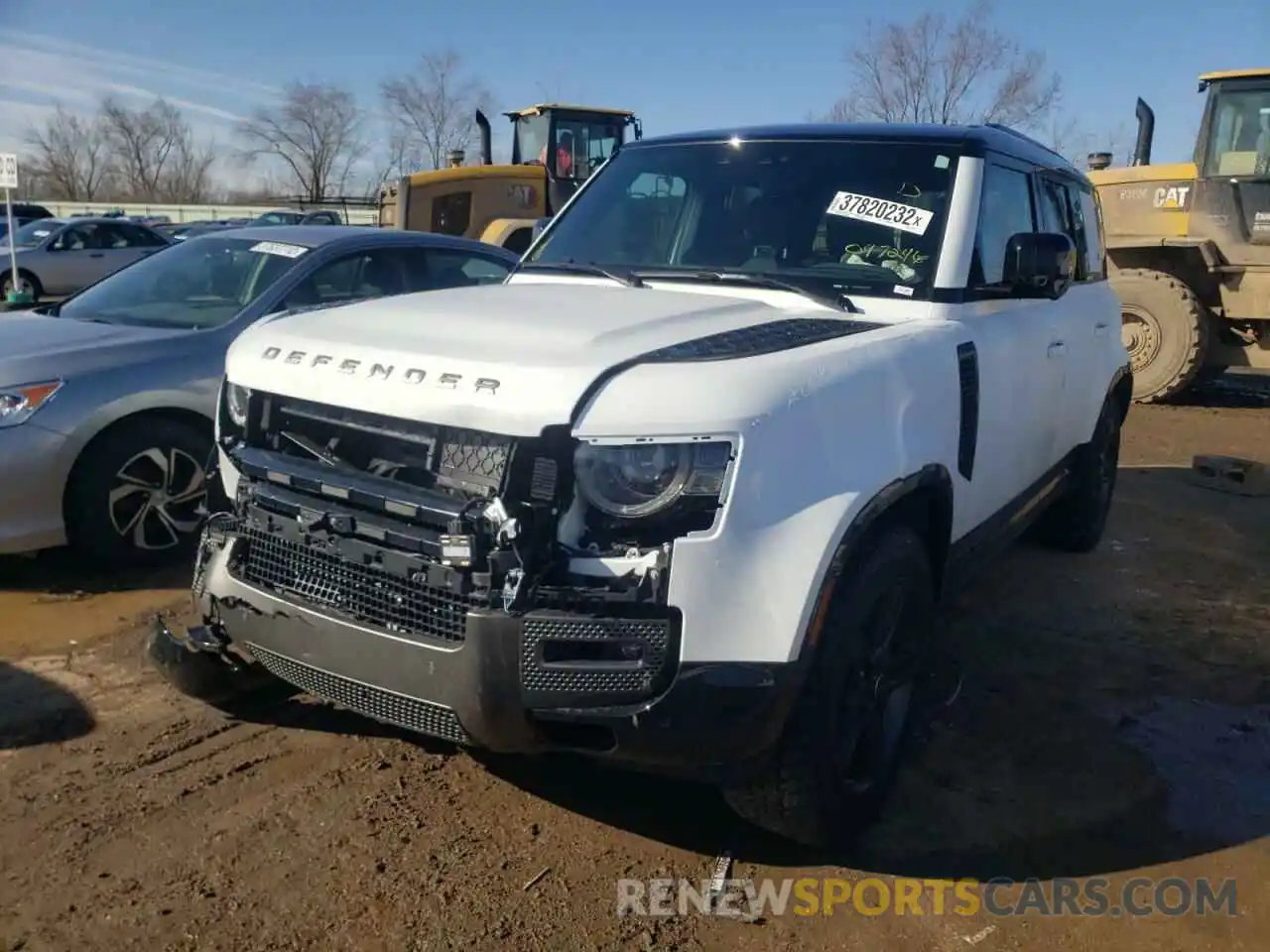 2 Photograph of a damaged car SALE27RUXM2047246 LAND ROVER DEFENDER 2021