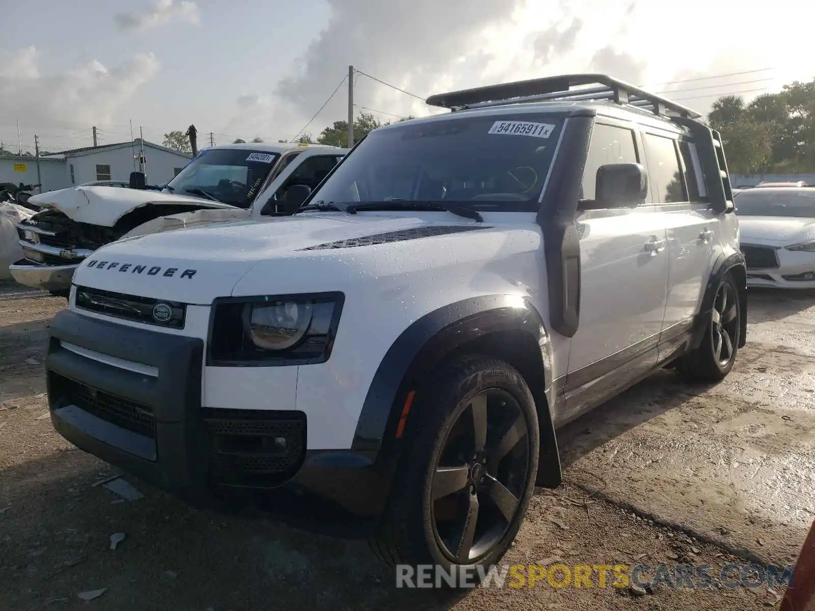 2 Photograph of a damaged car SALE2ERU8N2066464 LAND ROVER DEFENDER 2021