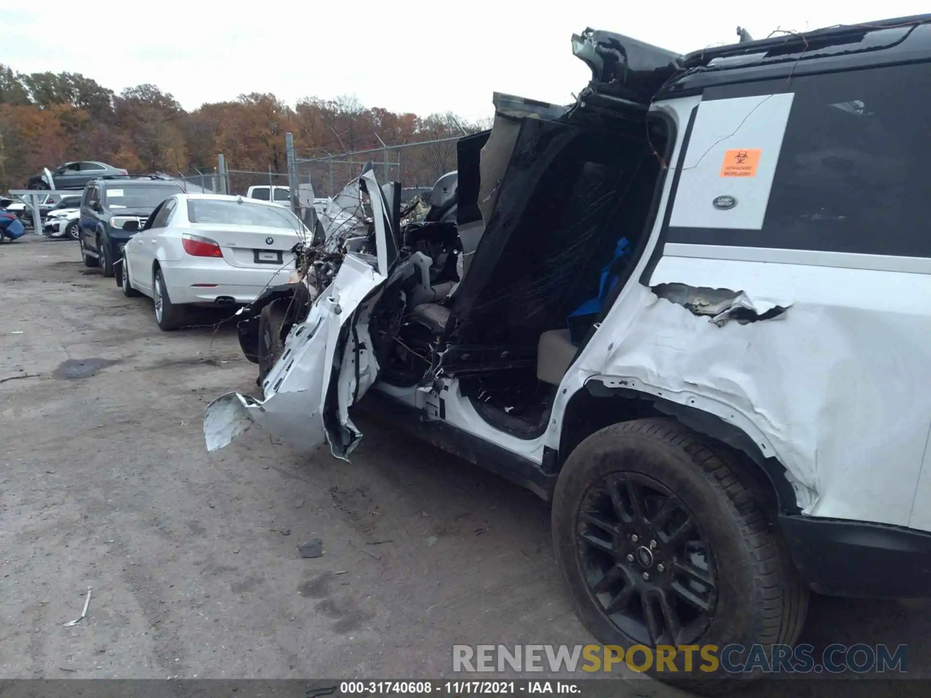 3 Photograph of a damaged car SALEJ7RX2M2053099 LAND ROVER DEFENDER 2021