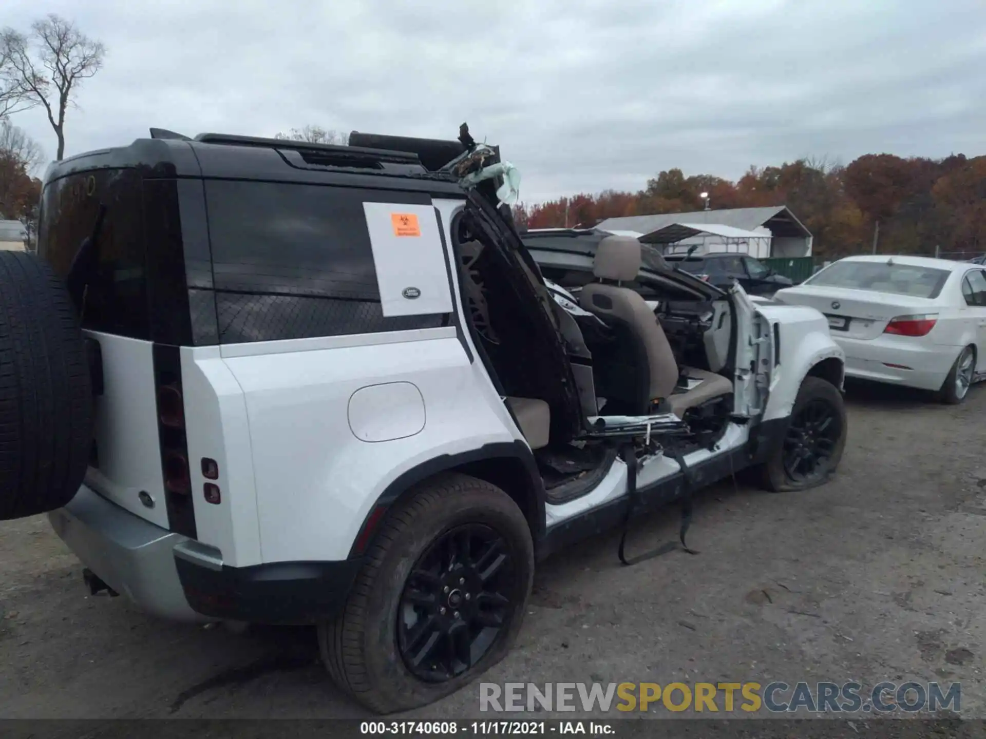 4 Фотография поврежденного автомобиля SALEJ7RX2M2053099 LAND ROVER DEFENDER 2021