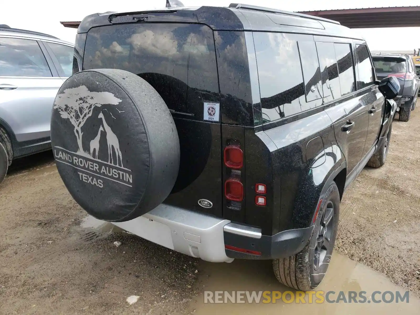 4 Photograph of a damaged car SALEJ7RX3M2038269 LAND ROVER DEFENDER 2021