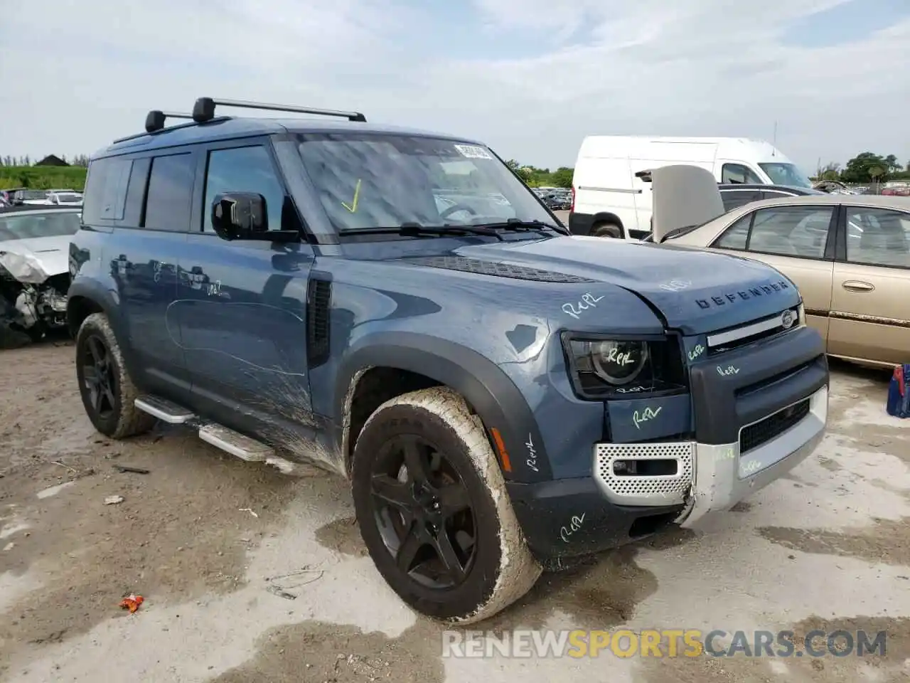 1 Photograph of a damaged car SALEP7RU2M2061563 LAND ROVER DEFENDER 2021