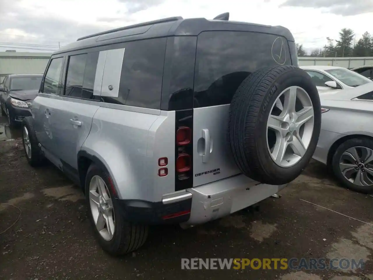 3 Photograph of a damaged car SALEP7RU5M2034700 LAND ROVER DEFENDER 2021