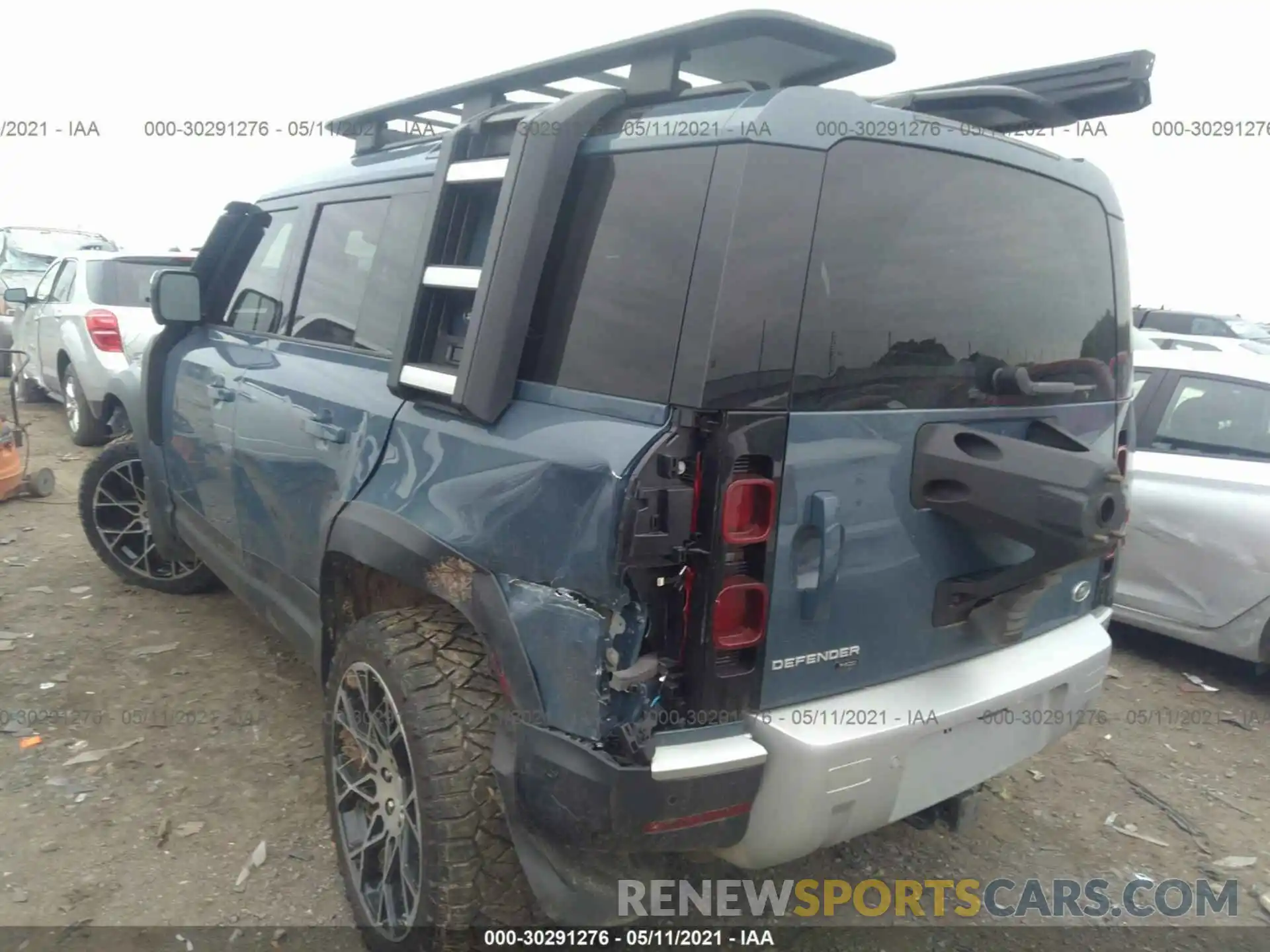 3 Photograph of a damaged car SALEP7RU5M2038651 LAND ROVER DEFENDER 2021