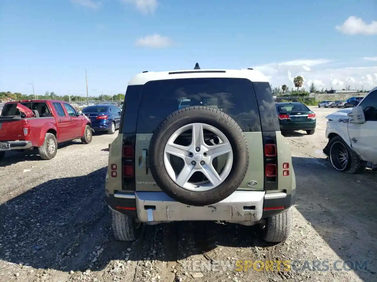 9 Photograph of a damaged car SALEP7RU7M2052907 LAND ROVER DEFENDER 2021