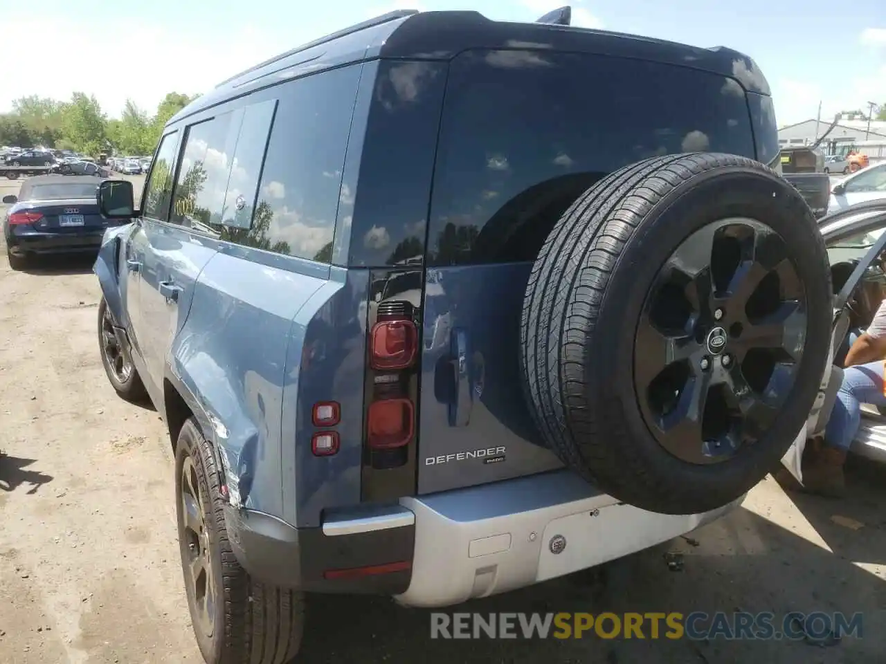 3 Photograph of a damaged car SALEP7RU9M2044470 LAND ROVER DEFENDER 2021