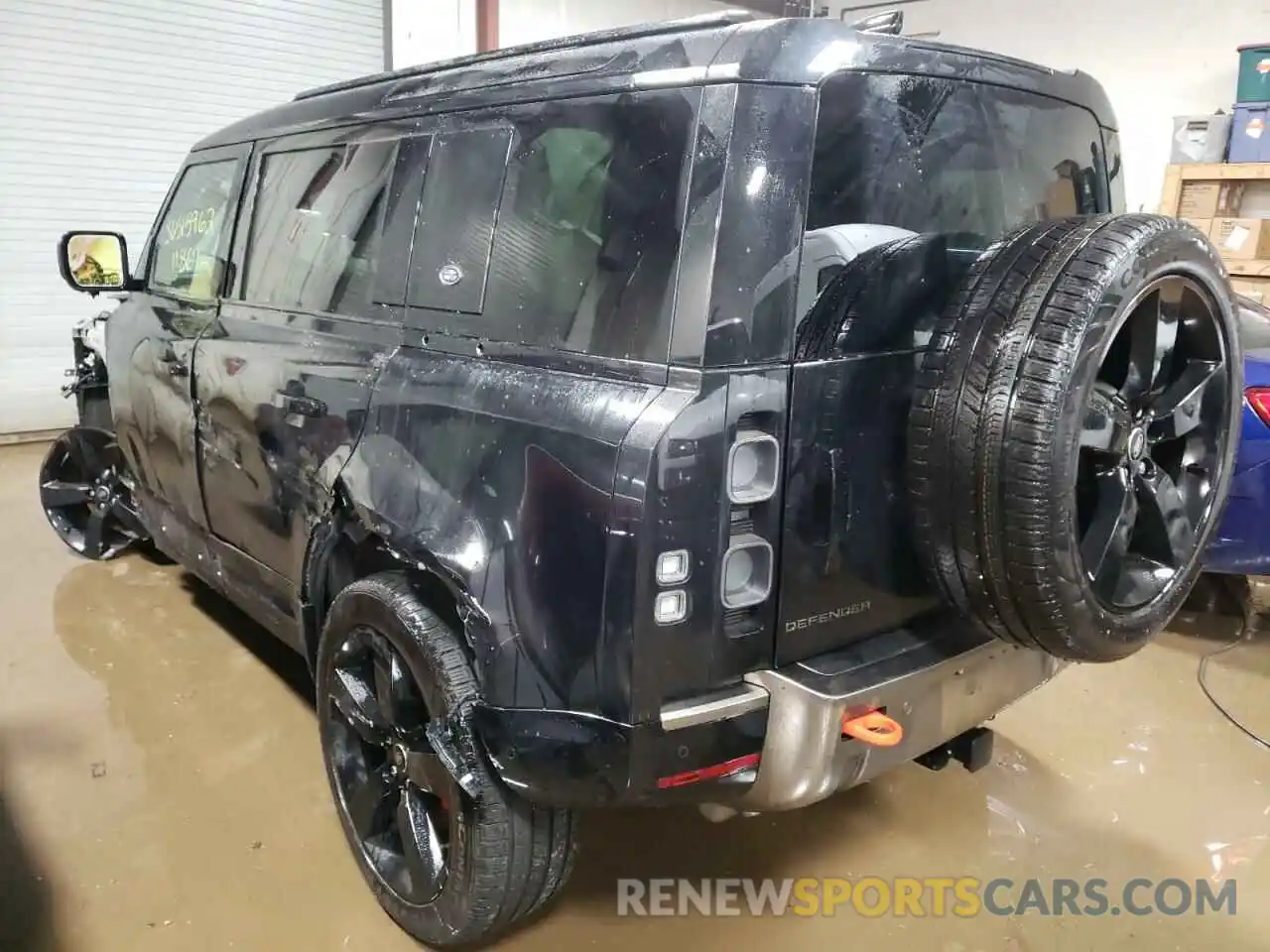 3 Photograph of a damaged car SALEXERU1M2053605 LAND ROVER DEFENDER 2021