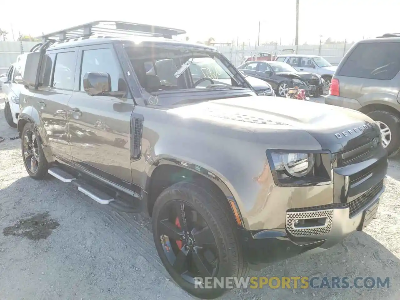 1 Photograph of a damaged car SALEXERU6M2051798 LAND ROVER DEFENDER 2021