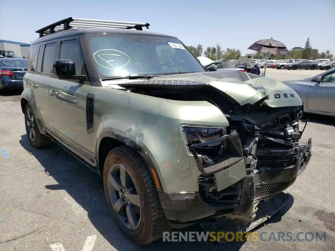 1 Photograph of a damaged car SALE27RU7N2096602 LAND ROVER DEFENDER 2022