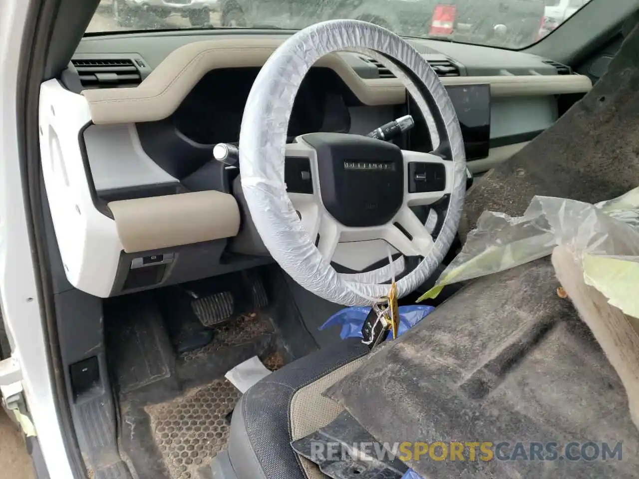 8 Photograph of a damaged car SALE2ERU3N2070339 LAND ROVER DEFENDER 2022