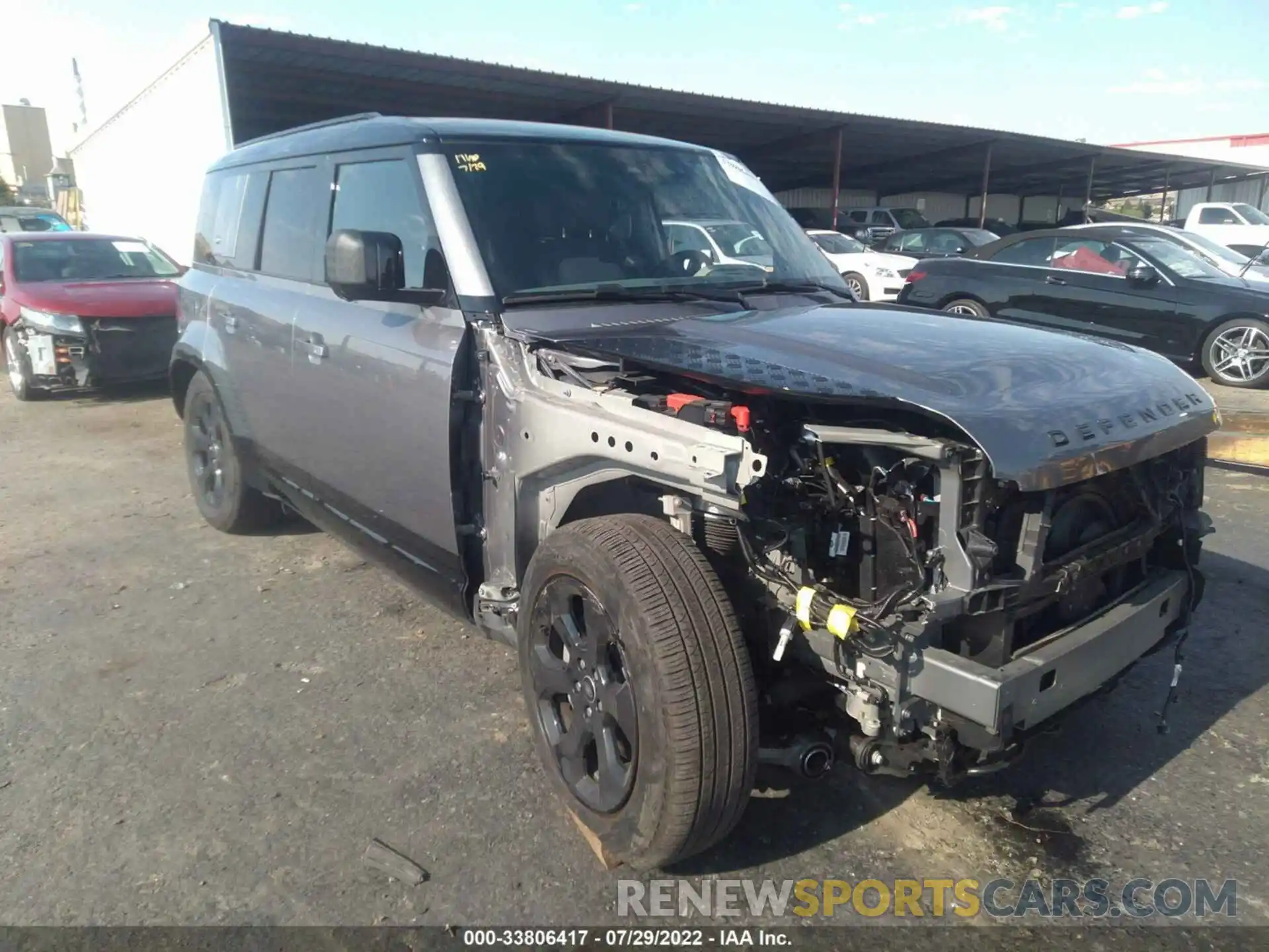 6 Photograph of a damaged car SALE3ERU0N2088231 LAND ROVER DEFENDER 2022