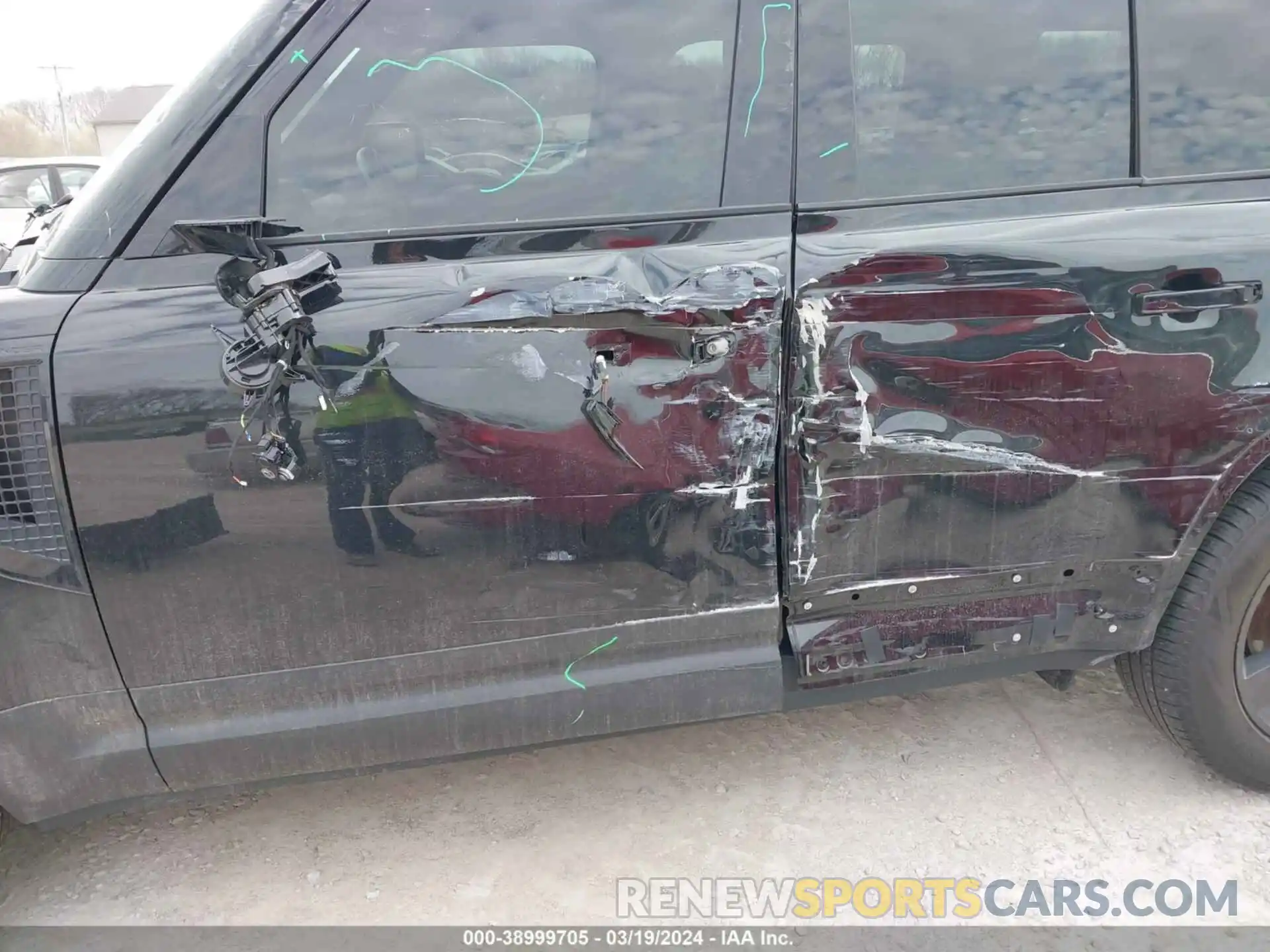 14 Photograph of a damaged car SALEJ7RX1N2066704 LAND ROVER DEFENDER 2022