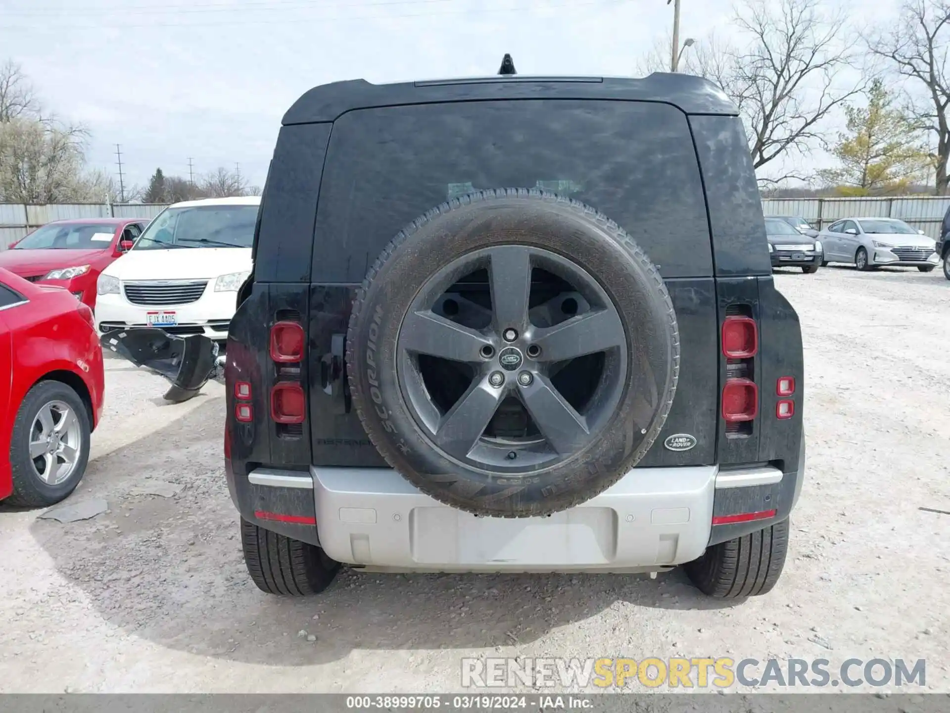 16 Photograph of a damaged car SALEJ7RX1N2066704 LAND ROVER DEFENDER 2022