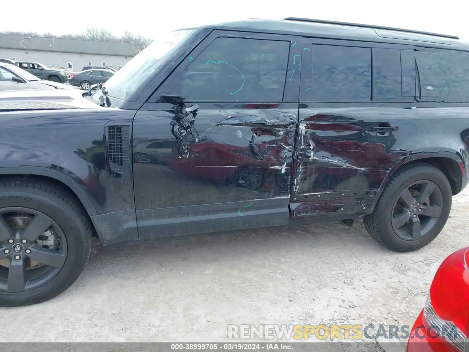 6 Photograph of a damaged car SALEJ7RX1N2066704 LAND ROVER DEFENDER 2022