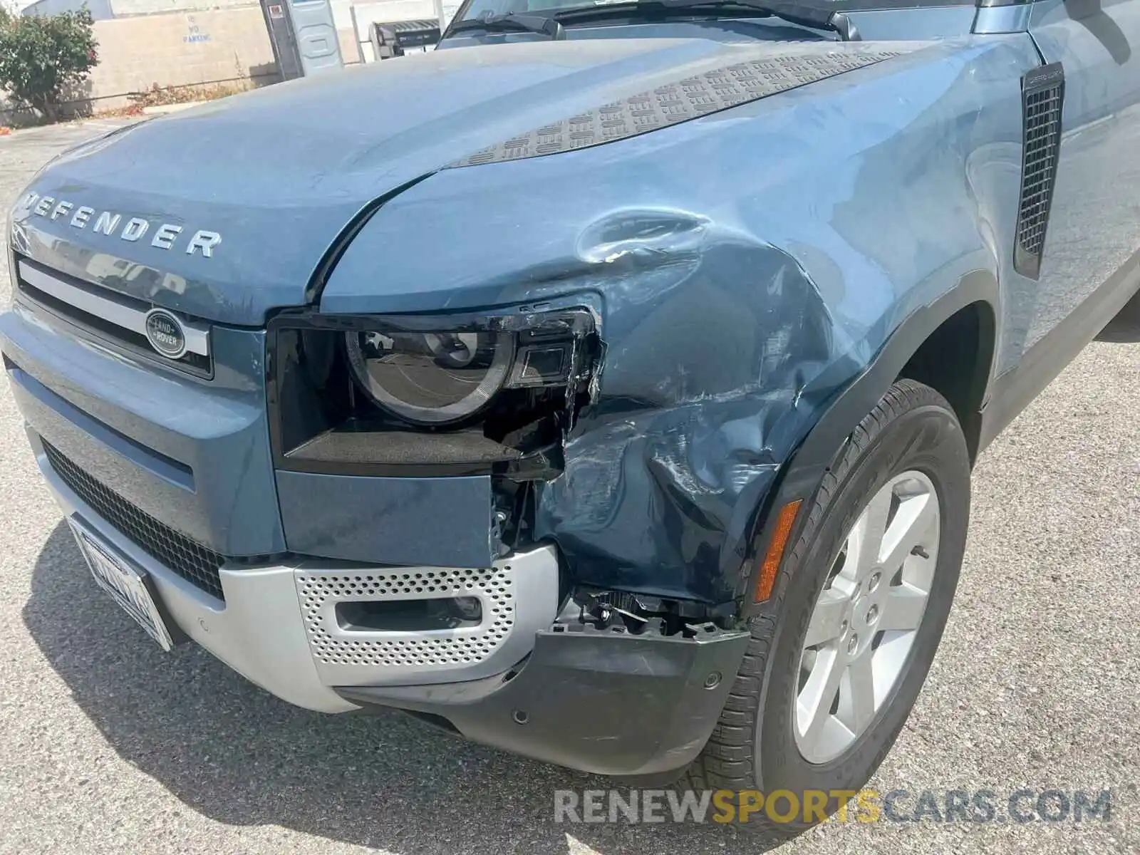 5 Photograph of a damaged car SALEJ7RX2N2091725 LAND ROVER DEFENDER 2022