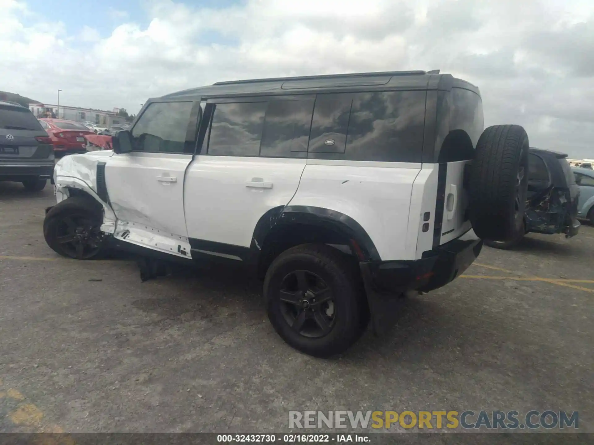 3 Photograph of a damaged car SALEJ7RX5N2085871 LAND ROVER DEFENDER 2022