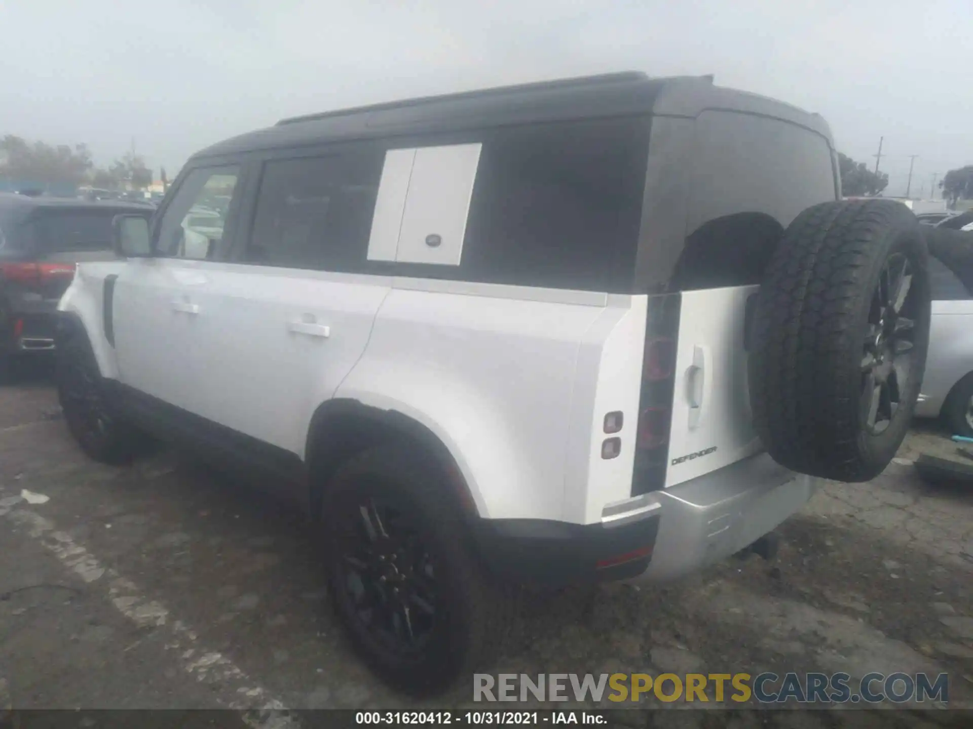 3 Фотография поврежденного автомобиля SALEJERX3N2077711 LAND ROVER DEFENDER 2022