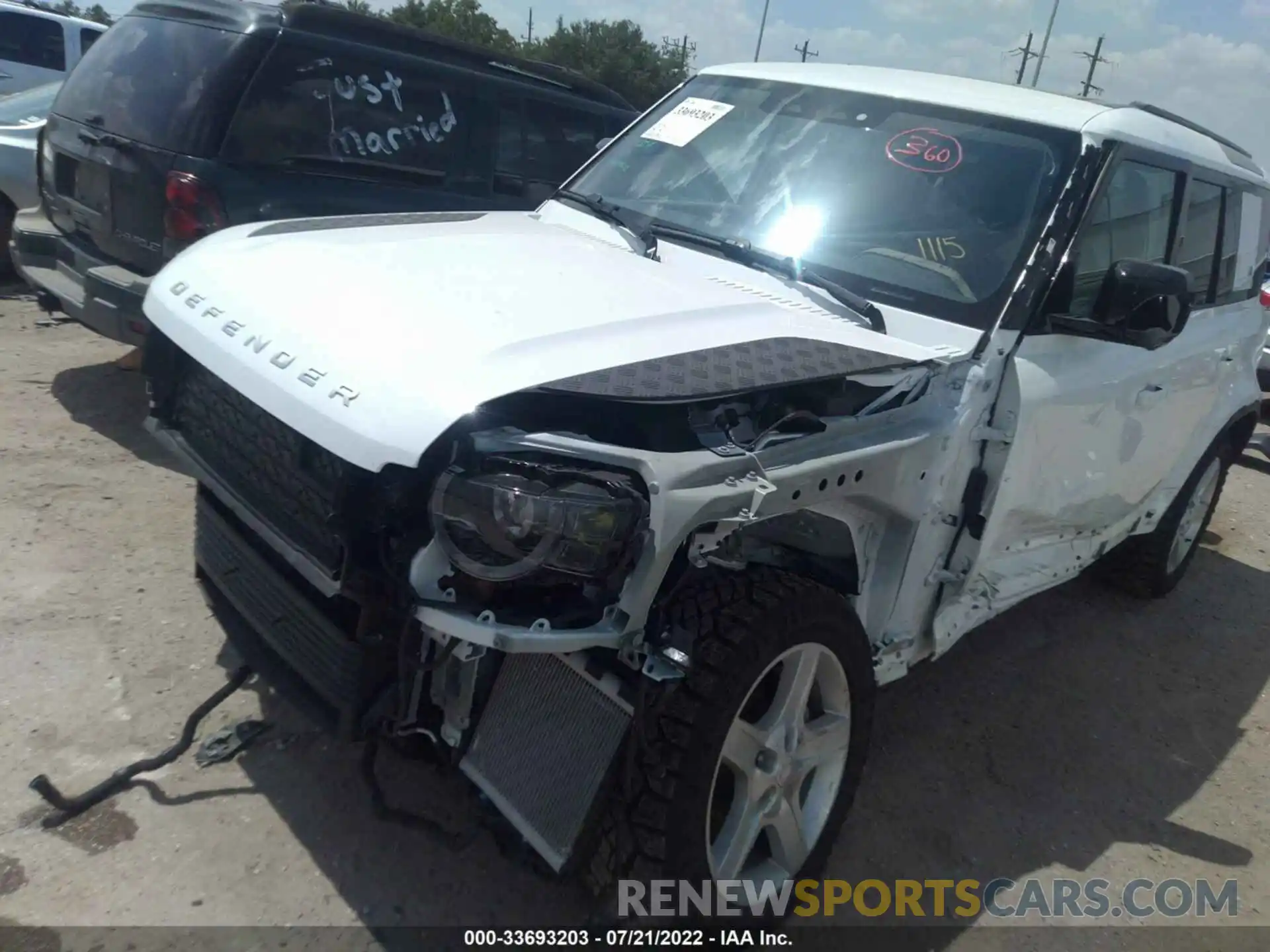 6 Photograph of a damaged car SALEP7RU7N2081115 LAND ROVER DEFENDER 2022