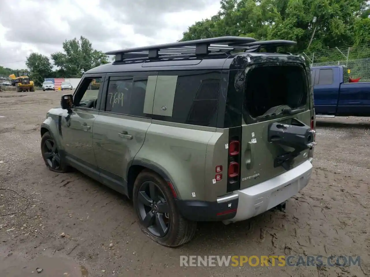 3 Фотография поврежденного автомобиля SALEP7RU9N2063943 LAND ROVER DEFENDER 2022