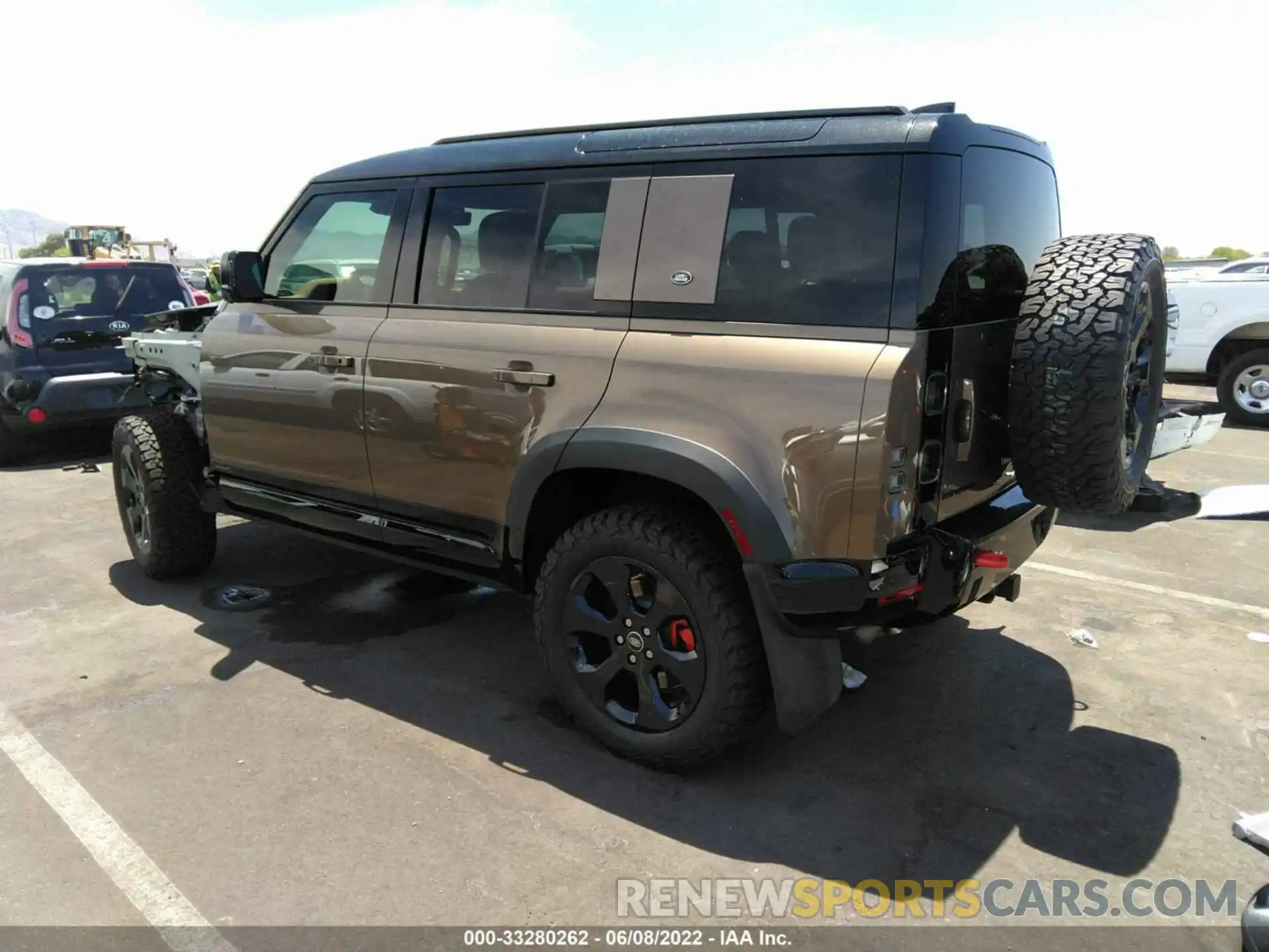 3 Photograph of a damaged car SALEX7RU0N2096989 LAND ROVER DEFENDER 2022