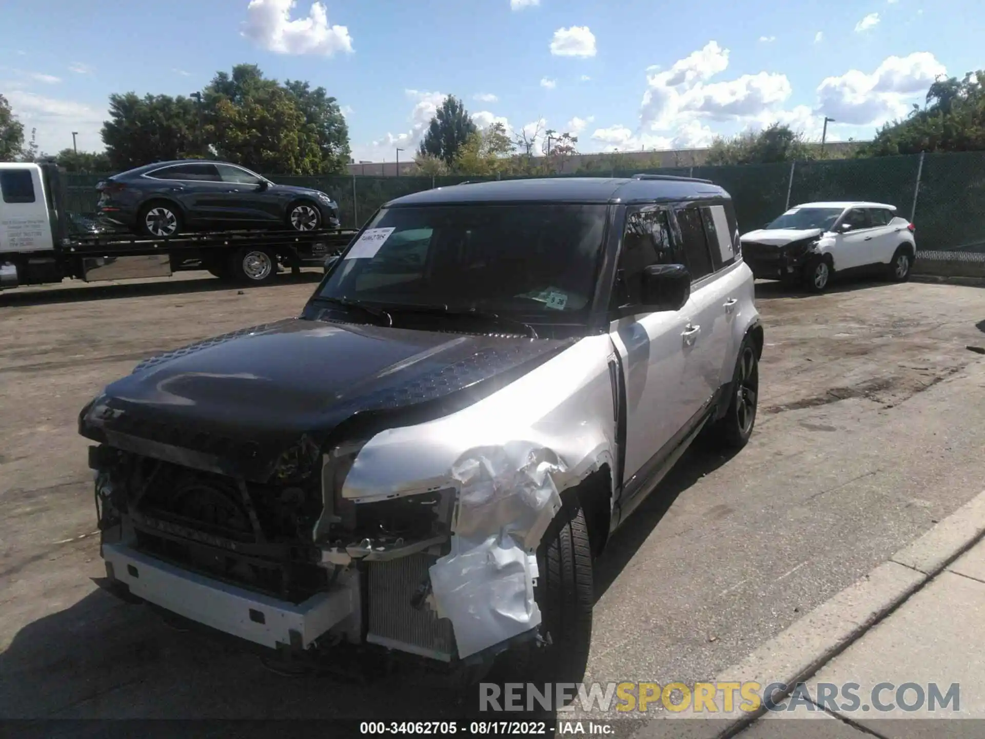 2 Photograph of a damaged car SALEXERU4N2073221 LAND ROVER DEFENDER 2022