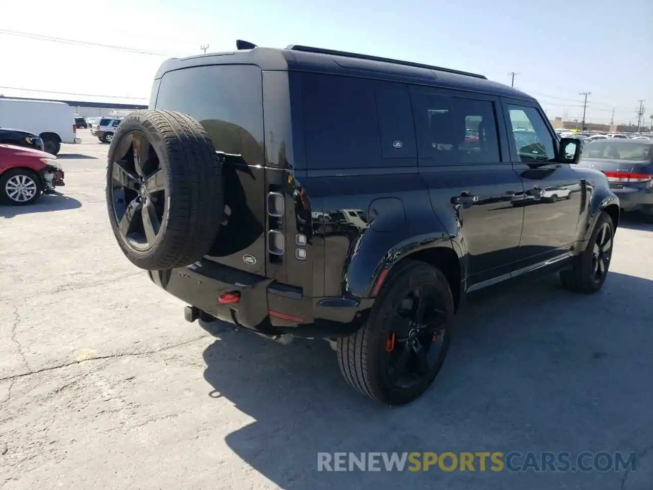 4 Photograph of a damaged car SALEXERU4N2096403 LAND ROVER DEFENDER 2022