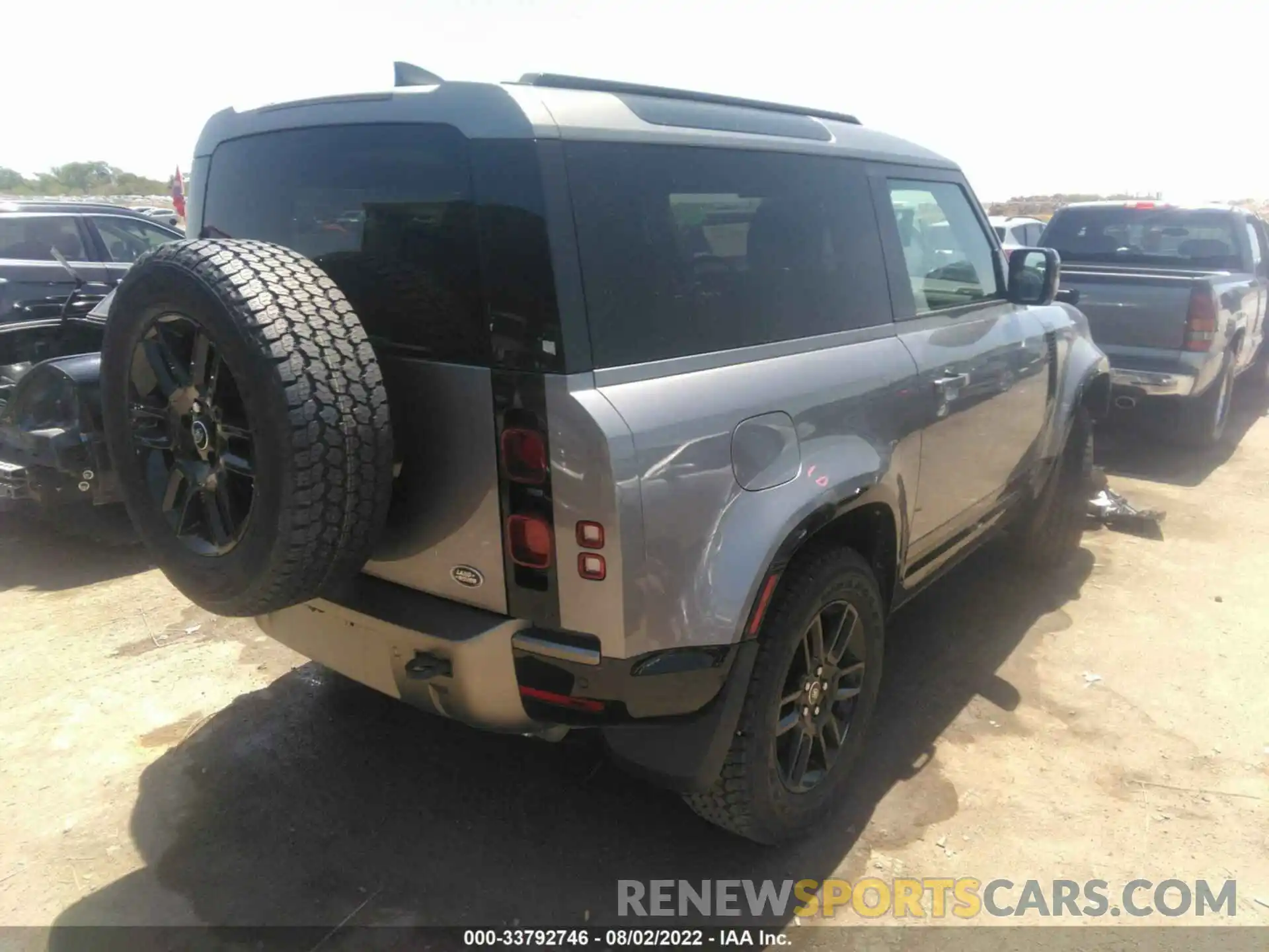 4 Photograph of a damaged car SALEY6RU6N2068850 LAND ROVER DEFENDER 2022